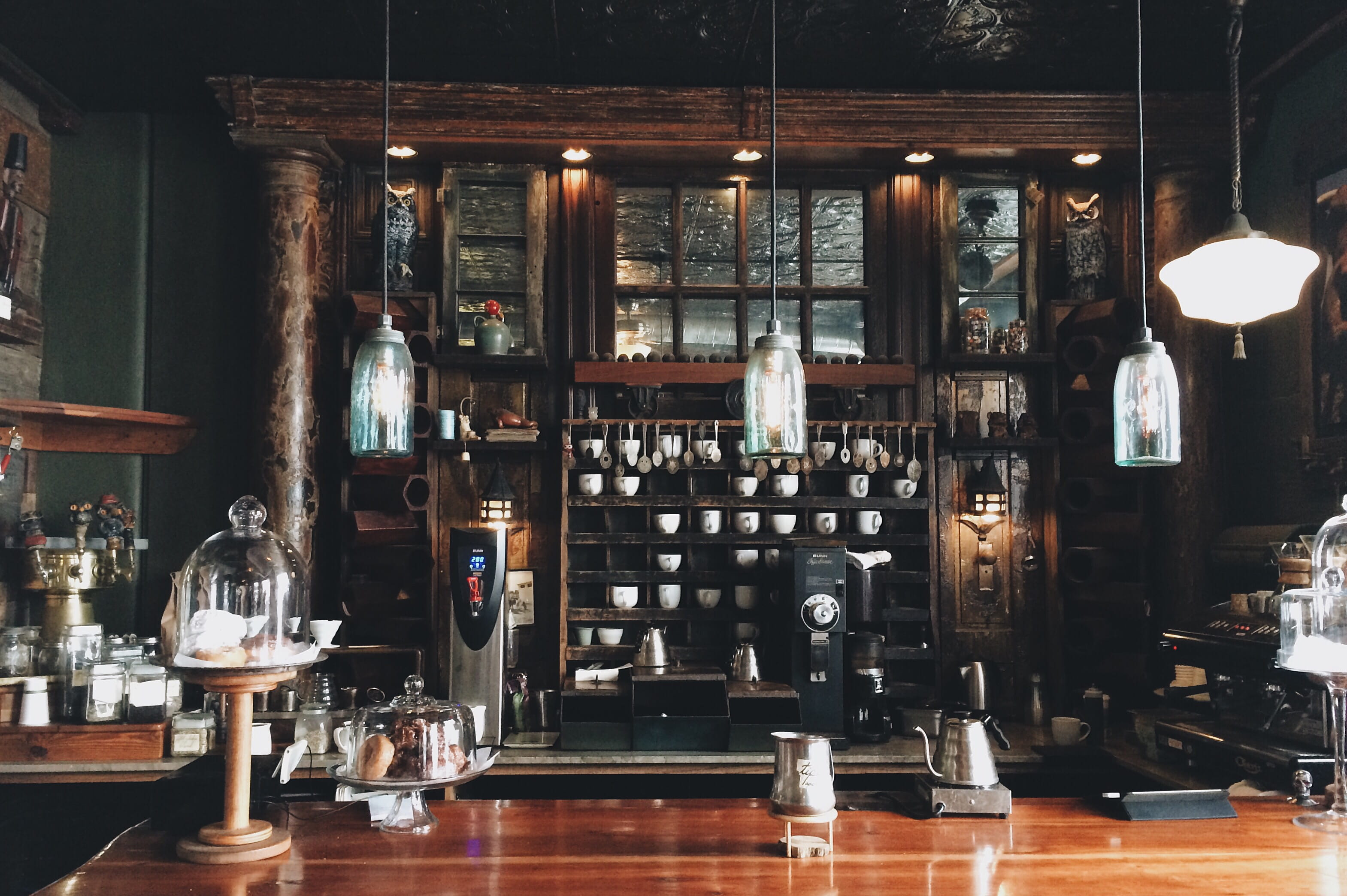 latte, coffee machine, refreshment, arrangement, bar - drink establishment, alcohol, vintage, united states, coffee shop, wood - material, kalamazoo, business, HD Wallpaper