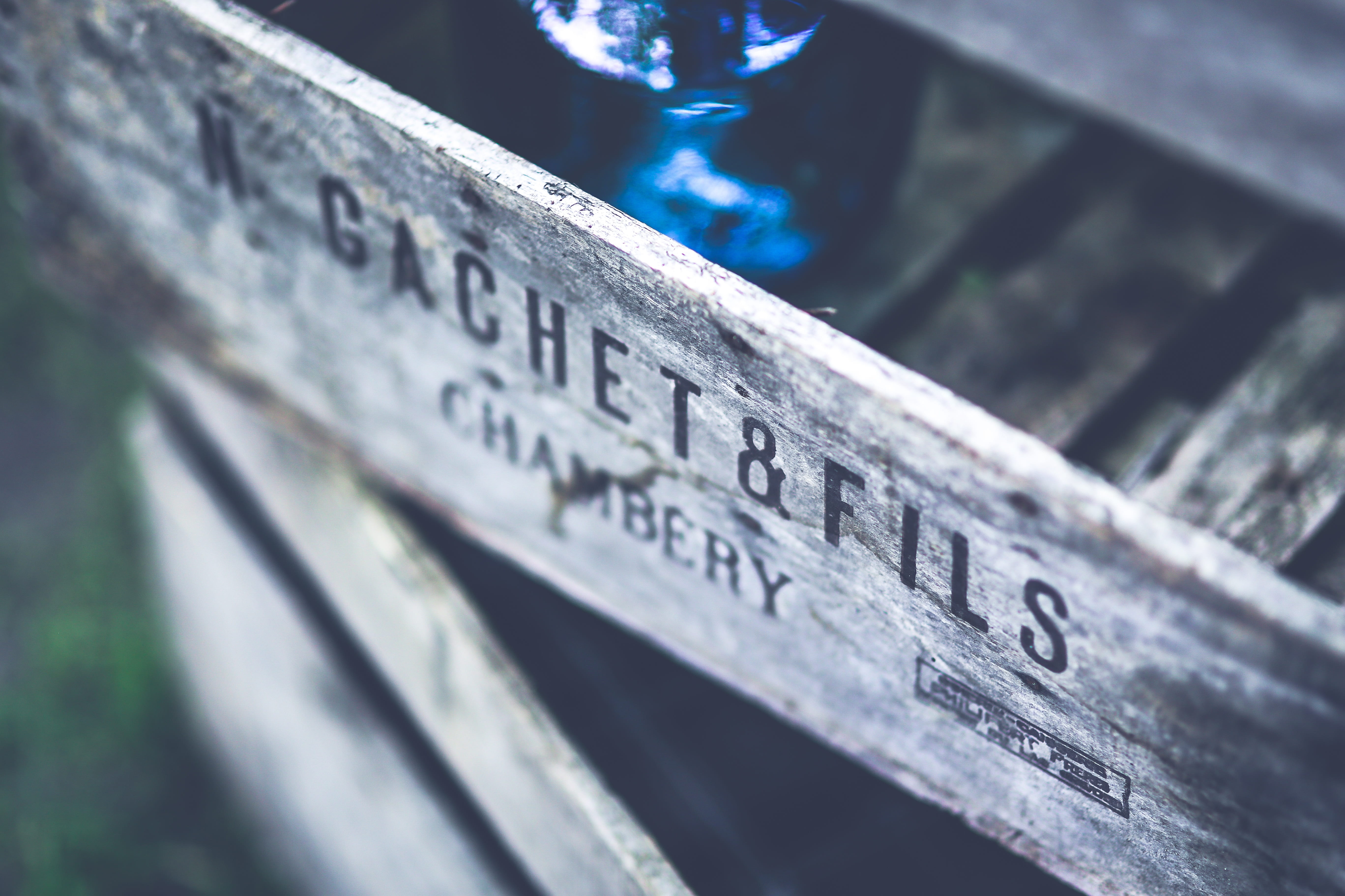 frame, tilt, typo, shallow, communication, fills, history, chambery, number, day, gachet, vintage, photography, focus on foreground, gray, selective focus, HD Wallpaper