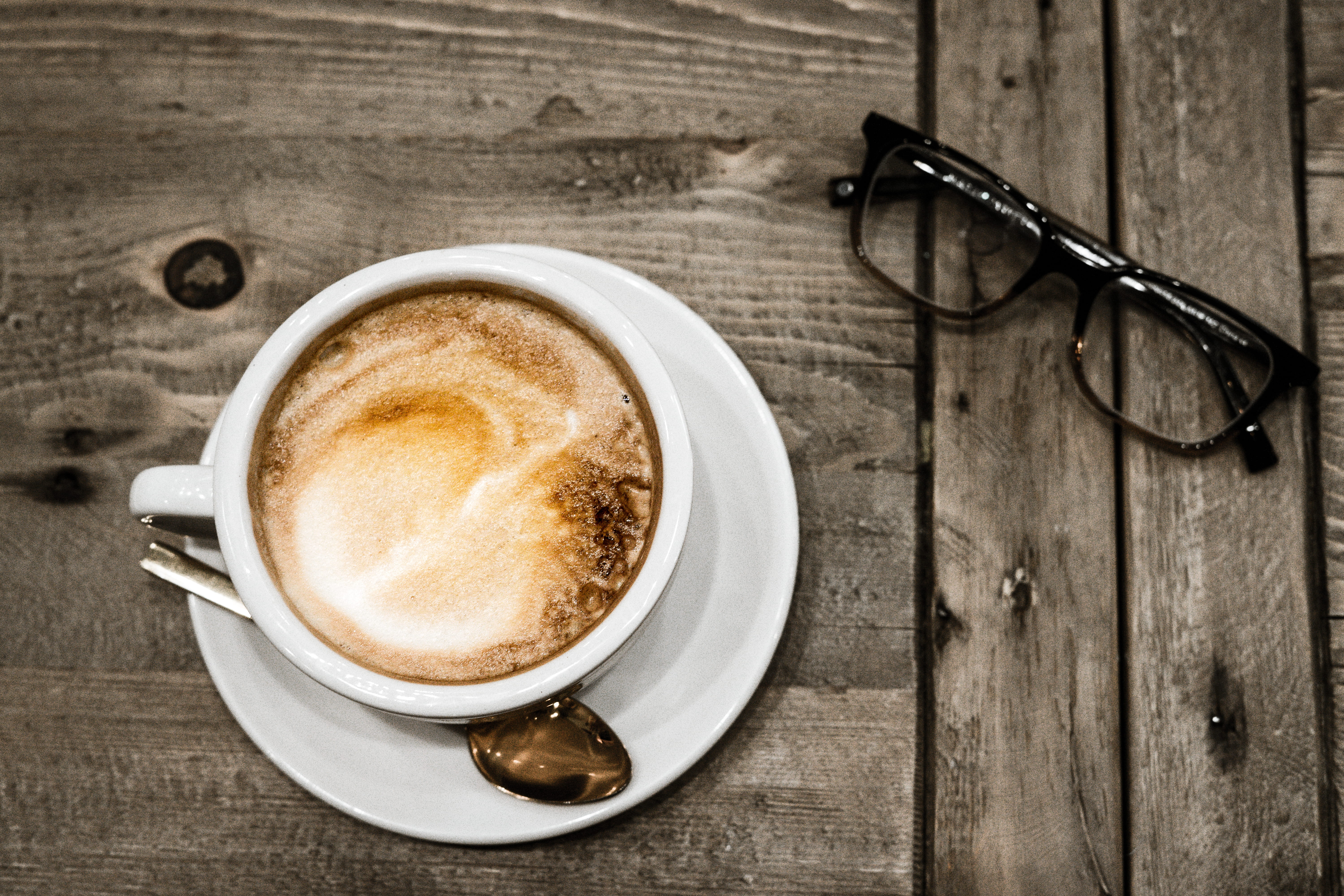 wayfarer, cup, mug, table, food, food and drink, wood - material, eyeglasses, saucer, drink, breakfast, hot drink, 5K, caffeine, style, refreshment, indoors, HD Wallpaper