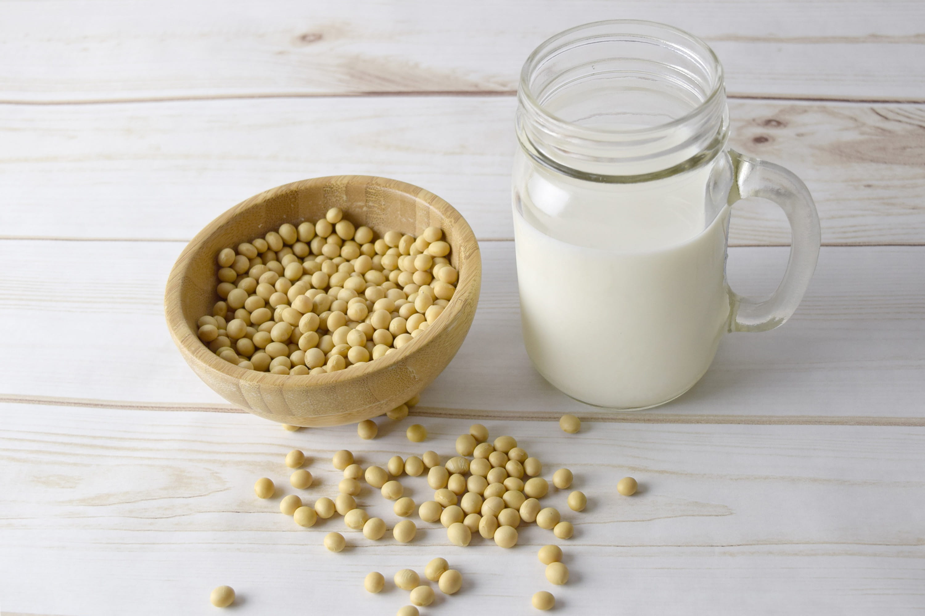 dairy product, wood - material, glass, legume family, food, still life, seed, no people, milk, soy, glass - material, drink, freshness, wellbeing, drinking glass, HD Wallpaper