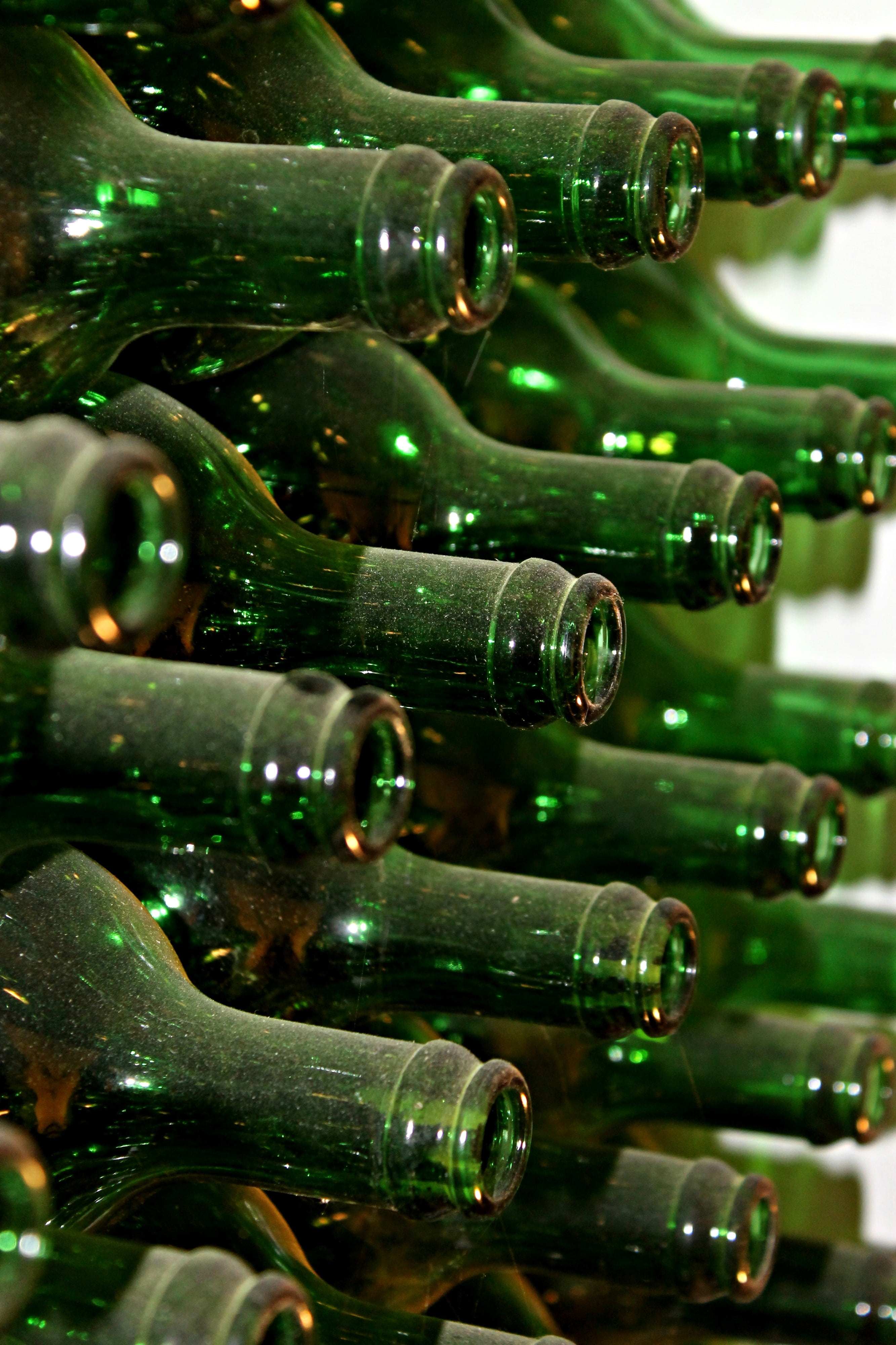 glass - material, refreshment, bottle, large group of objects, still life, powder, indoors, wine bottle, colored glass, wine, abundance, cellar, selective focus, Phone HD Wallpaper