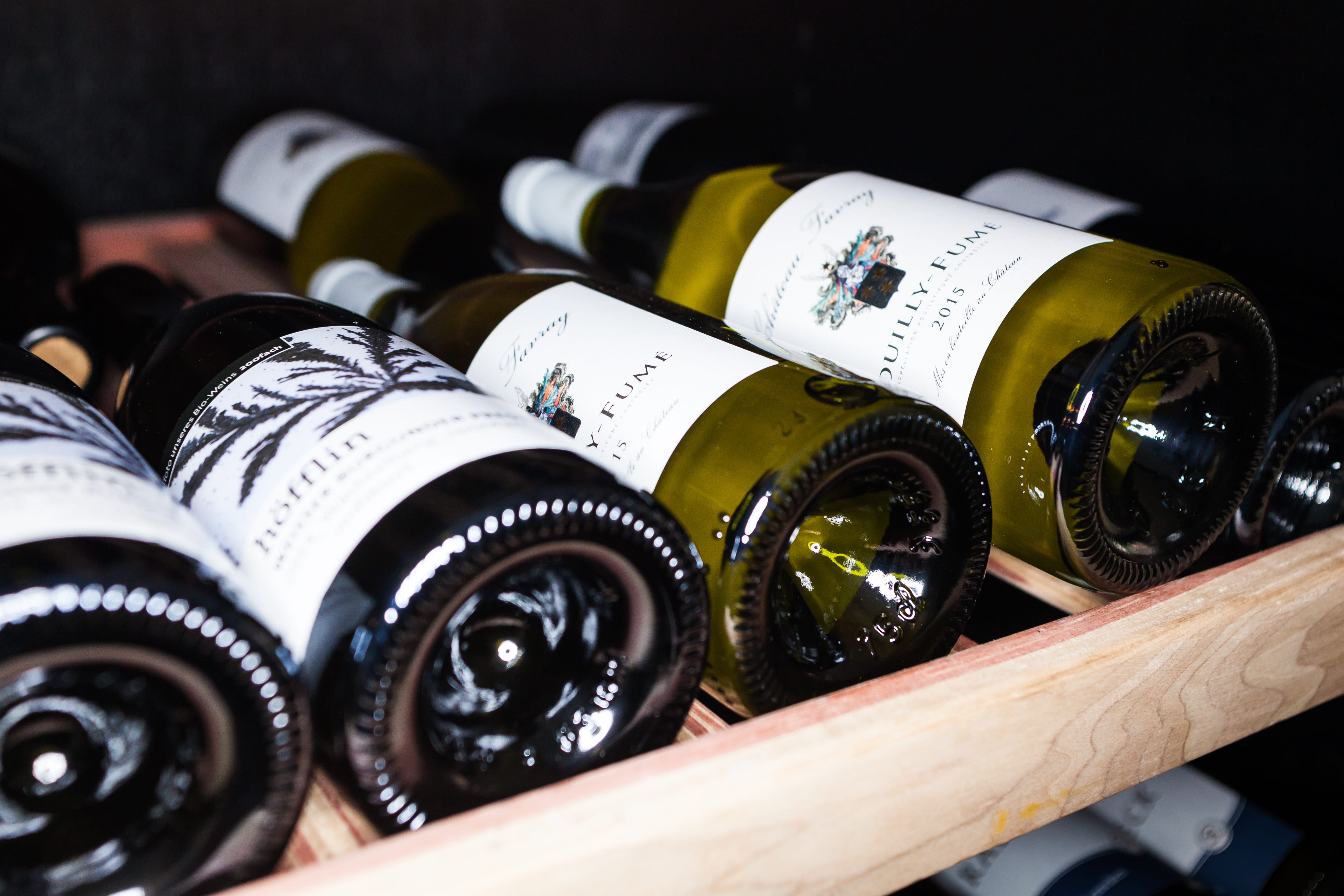 group of objects, close-up, wine bottle, 4K, refreshment, large group of objects, container, bottle, wine, stack, drink, still life, in a row, wine bottles, HD Wallpaper
