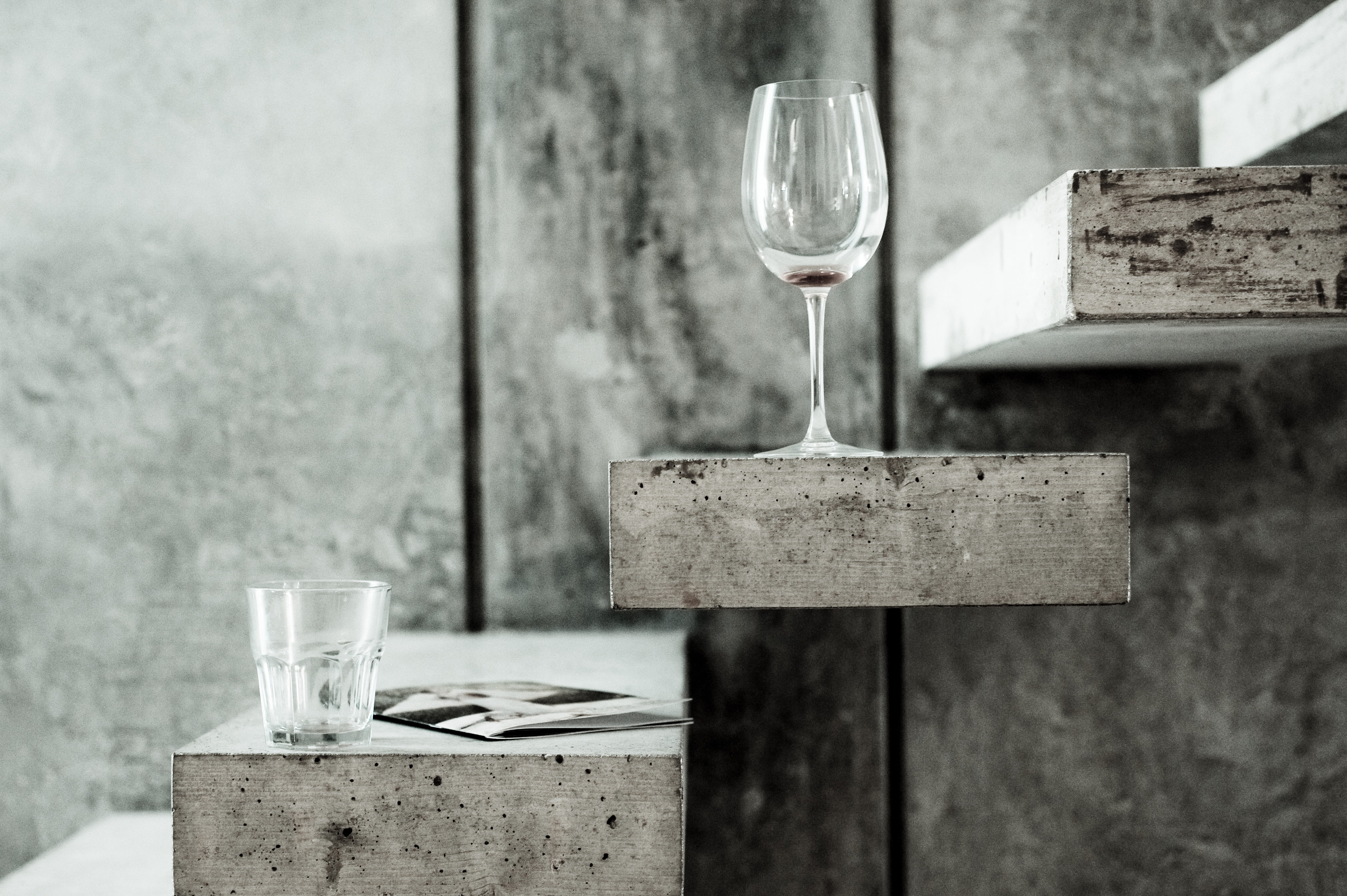 wine, photo, transparent, table, water, absence, container, household equipment, old-fashioned, top, rack, still life, clear, food and drink, wineglass, HD Wallpaper