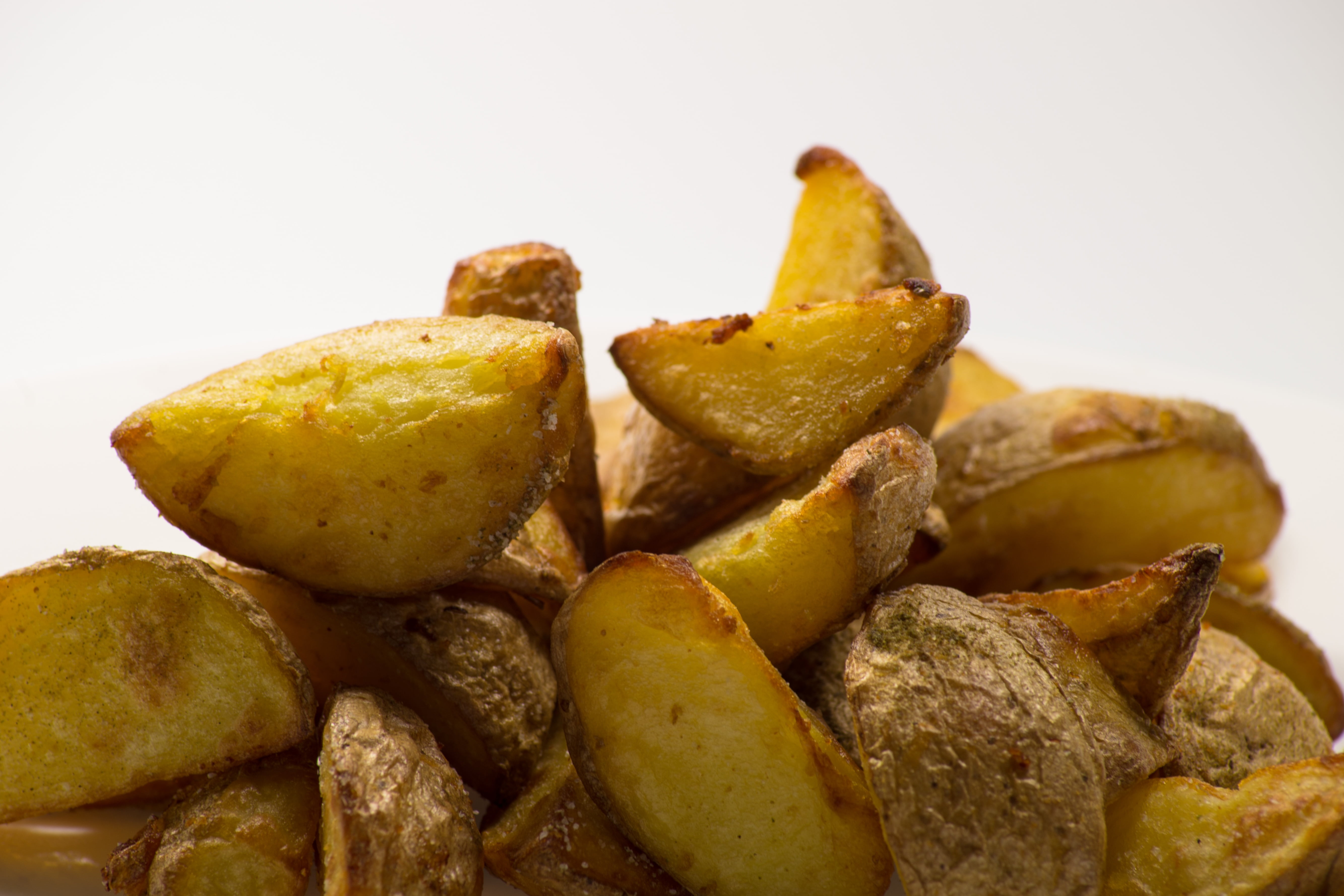 potatoes, large group of objects, prepared potato, wedges, snack, 5K, food, quarter, chunks, vegetable, wedged, potato, pile, still life, cottage fries, HD Wallpaper