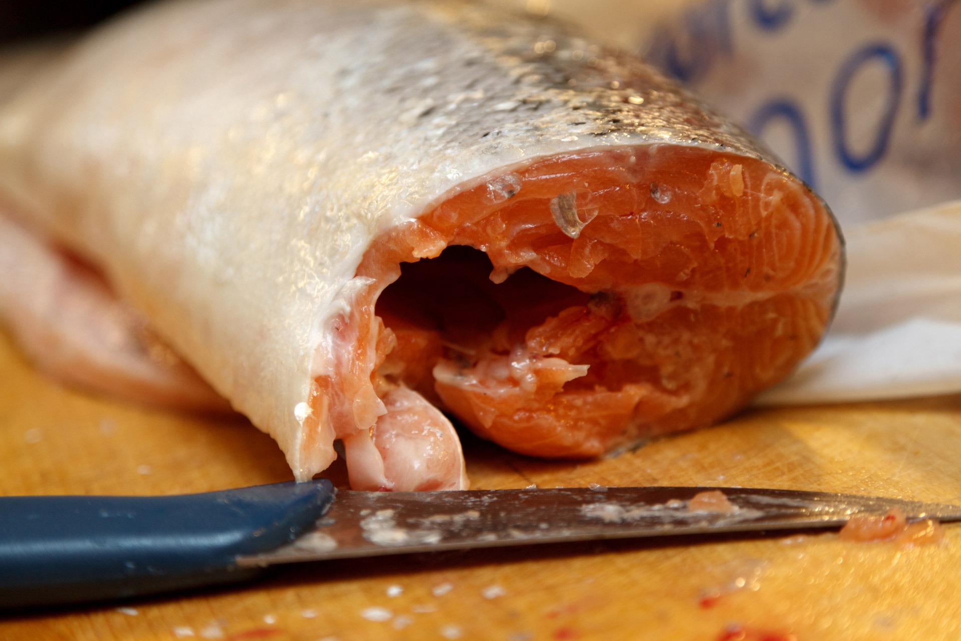 food and drink, dinner, french food, silver, wellbeing, cheese, near, selective focus, sliced, ready-to-eat, focus on foreground, knife, processed meat, HD Wallpaper