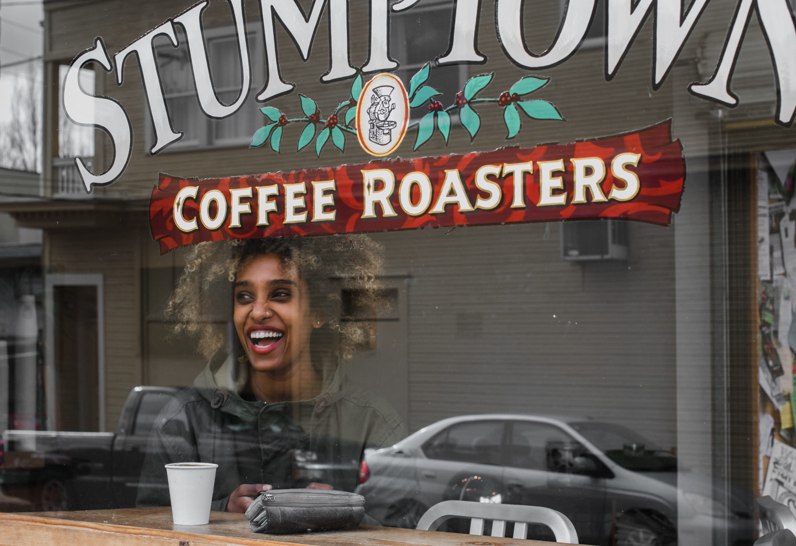 day, marketing, people, store, window, market, commerce, coffee, inside, daylight, vehicle, art, reflection, built structure, menu, signage, food and drink, HD Wallpaper