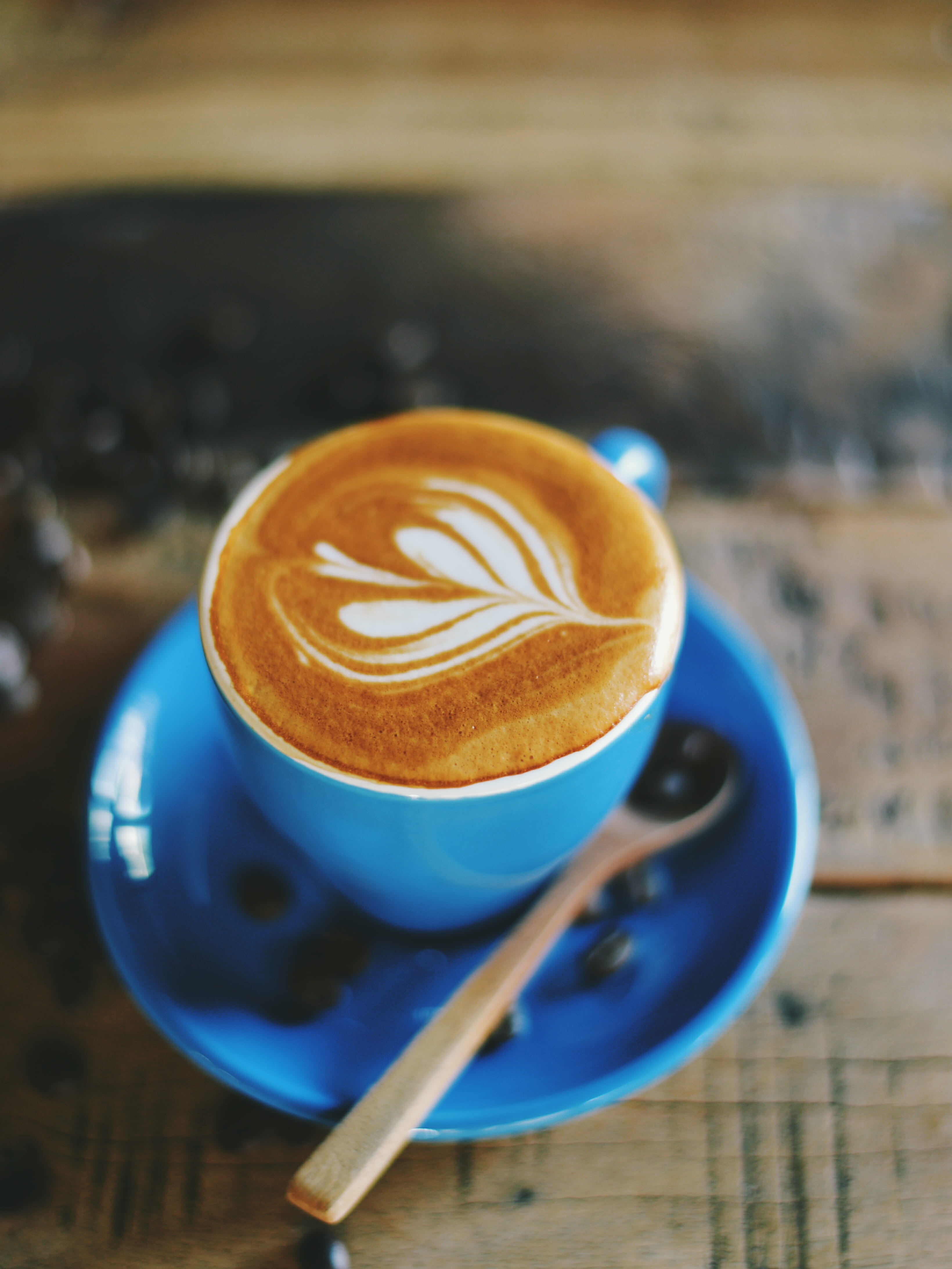 breakfast, coffee cup, refreshment, indoors, crockery, latte, food, coffeehouse, cappuccino, froth, still life, no people, non-alcoholic beverage, froth art, Phone HD Wallpaper
