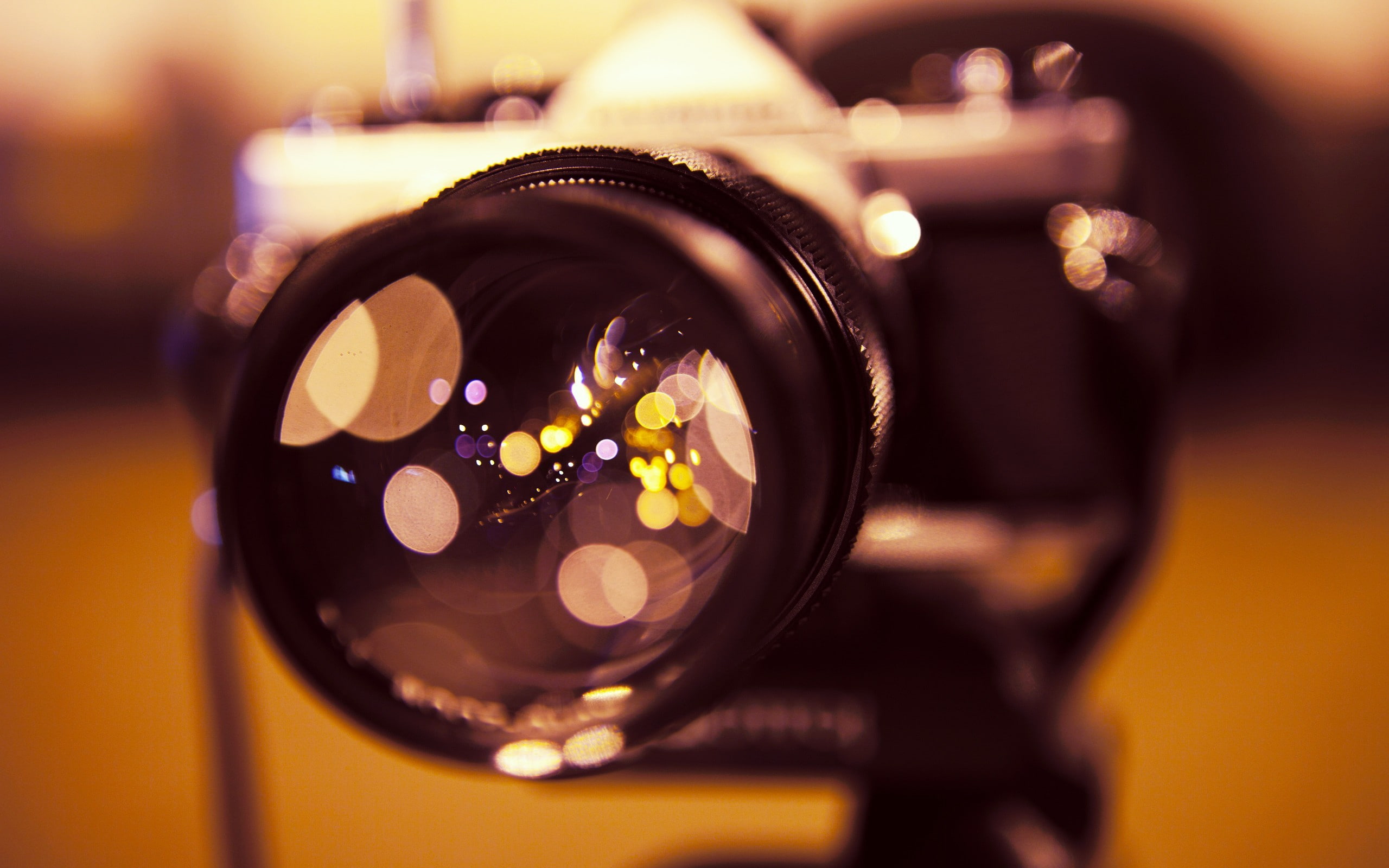 photography themes, temptation, film industry, photographic equipment, arts culture and entertainment, close-up, lens - optical instrument, no people, lens - eye, HD Wallpaper