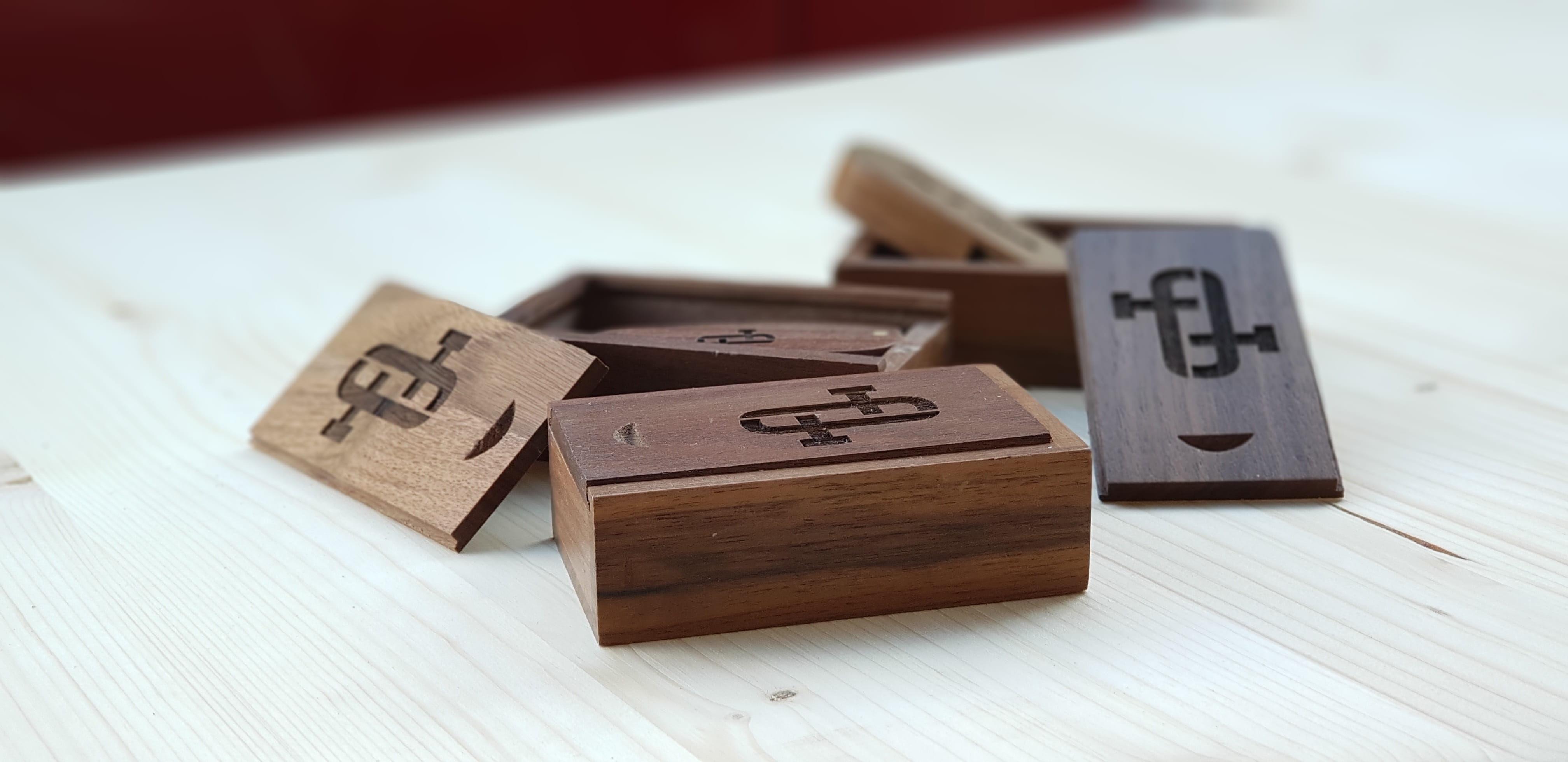 education, art and craft, 4K, block shape, indoors, bos primigenius, relaxation, exclusive, box, no people, large group of objects, wood, lasercut, group of objects, HD Wallpaper