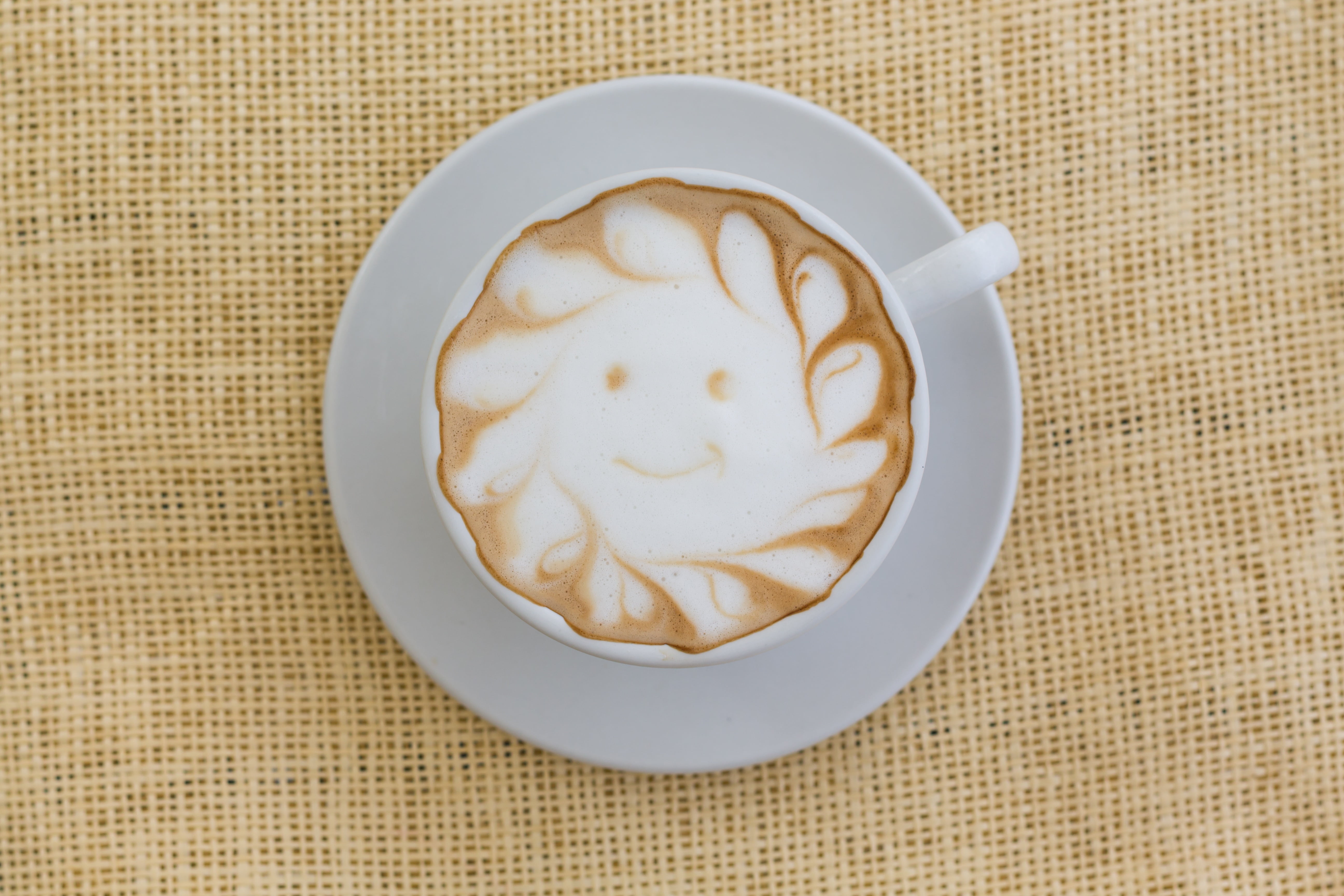 crockery, happy, mild, mug, coffee - drink, white, smile, 5K, sweet food, coffee, relax, art, pretty, sweet, cappuccino, no people, bubble, bright, viewpoint, HD Wallpaper