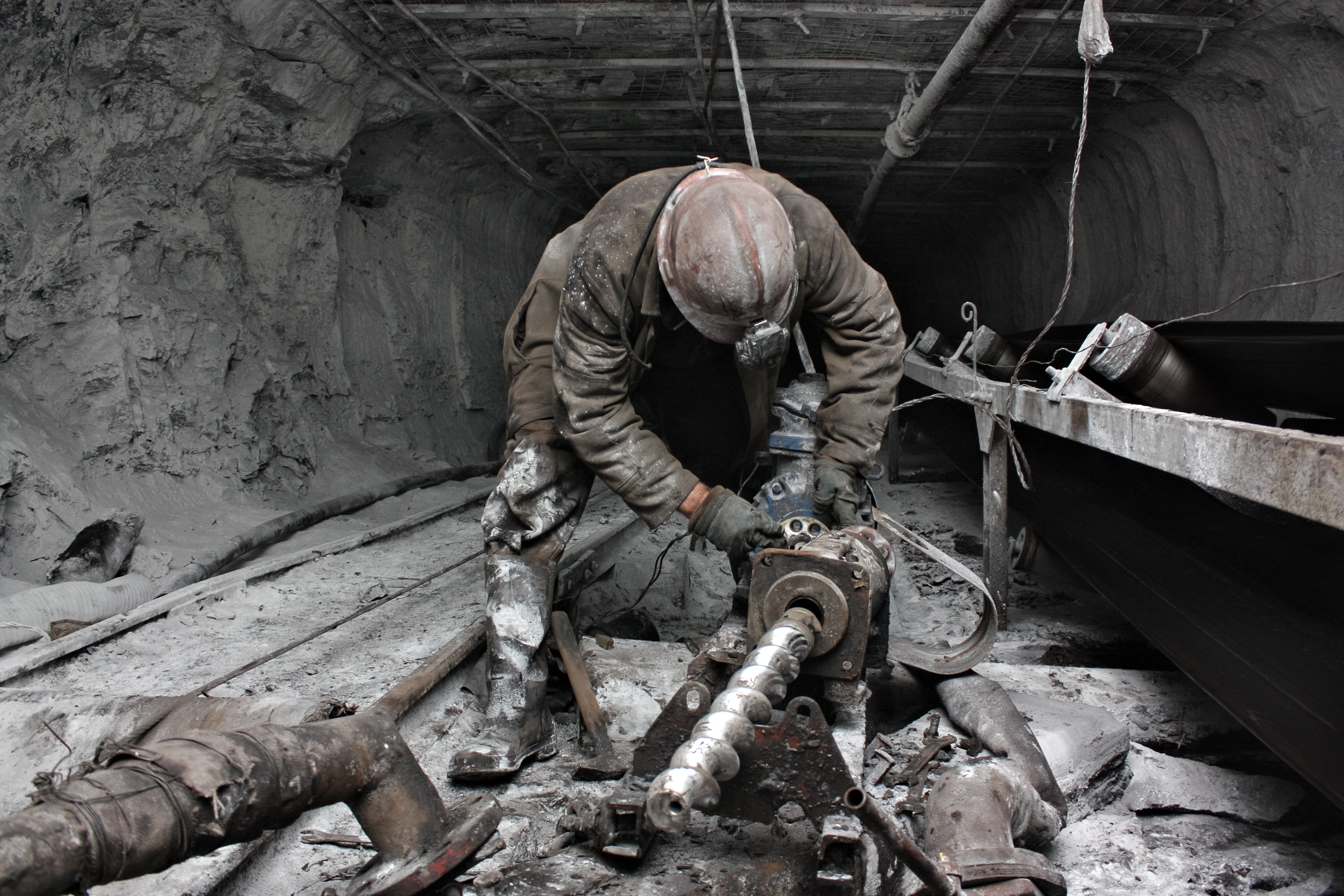 dirt, 4K, worker, miner, drill, HD Wallpaper