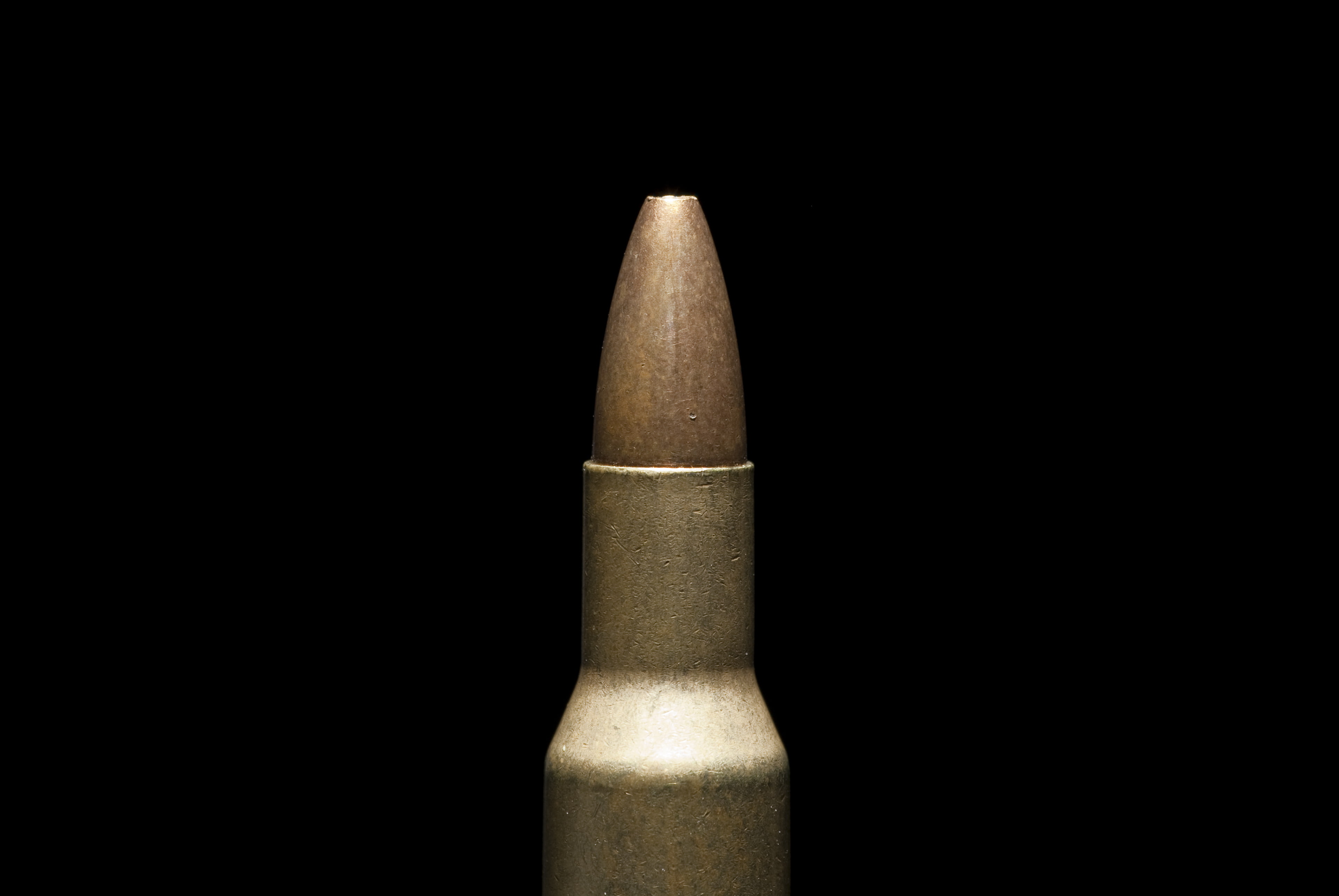 bullet, crime, violence, shoot, danger, macro, shell, weapon, cartridge, 4K, ammunition, munitions, war, ammo, dangerous, HD Wallpaper