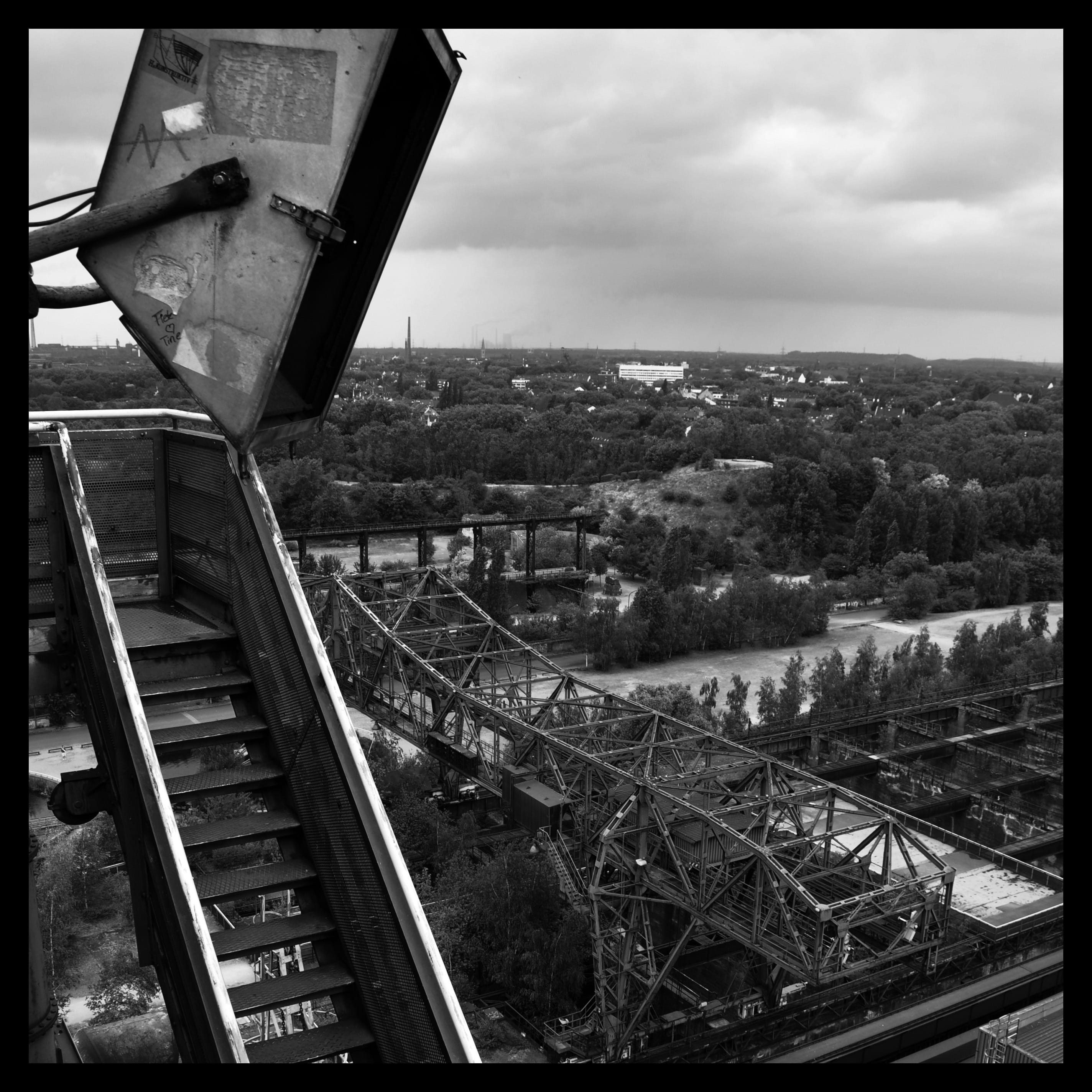 old-fashioned, Industrial Park, transportation, city, track, Industry, connection, nature, ruhr area, industrial, black And White, outdoors, landscape park, Phone HD Wallpaper