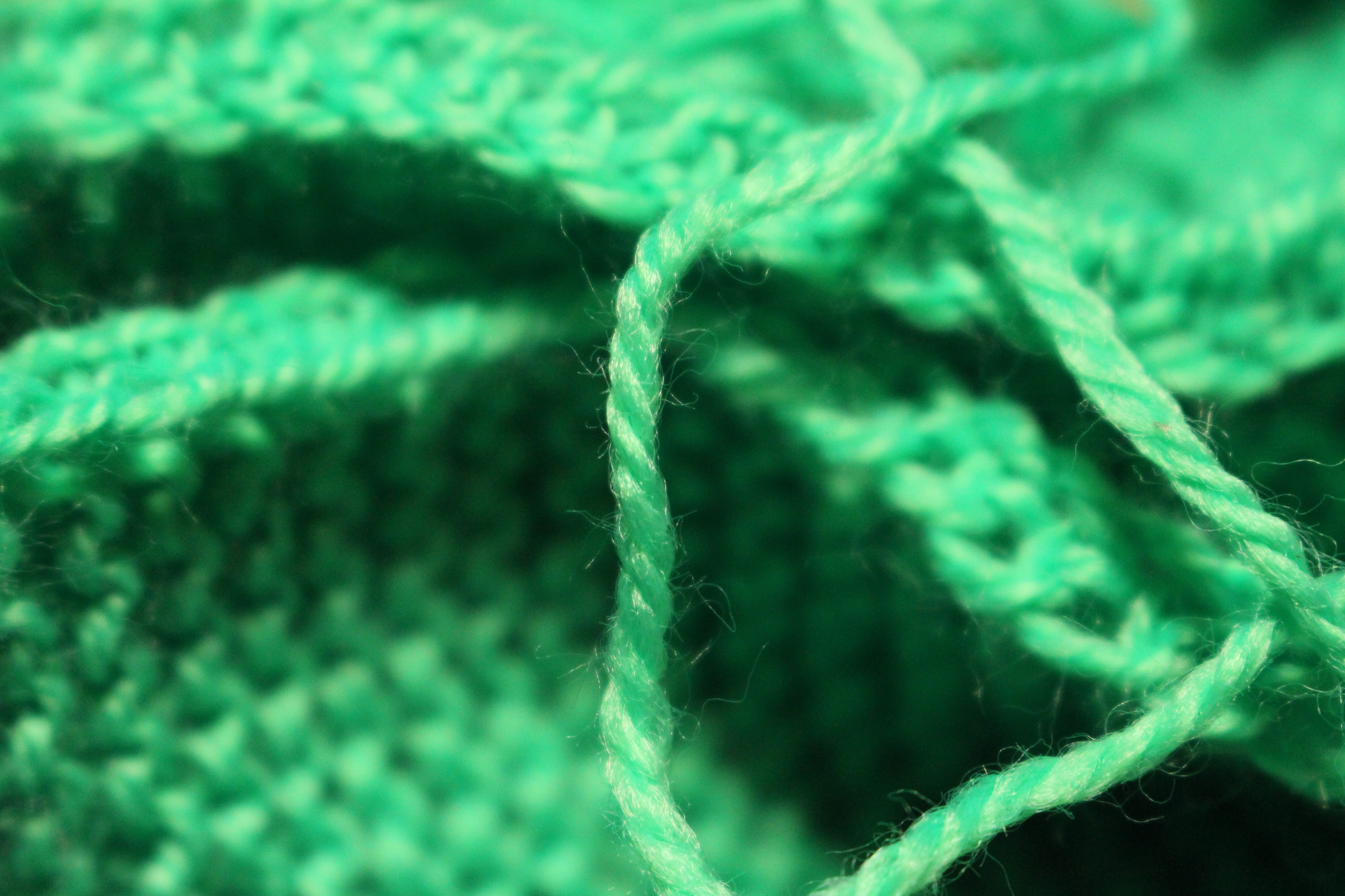 handarbeiten, hobby, beauty in nature, knit, focus on foreground, green, thread, pattern, softness, no people, textured, outdoors, wool, plant, nature, HD Wallpaper