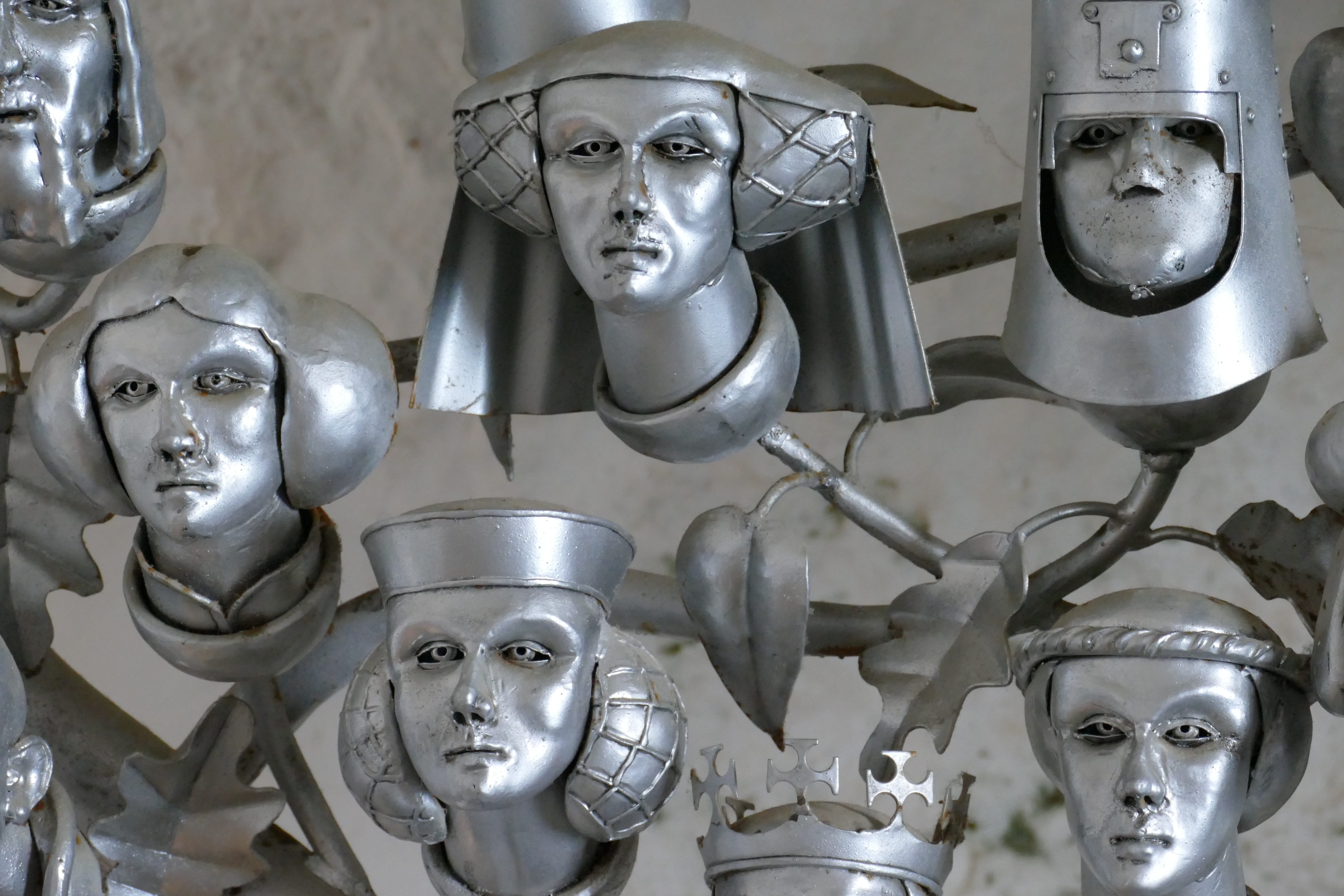 architecture, Sculpture, Figure, france, england, art and craft, middle ages, no people, Plastic, creativity, knight, bone, low angle view, craft, large group of objects, HD Wallpaper