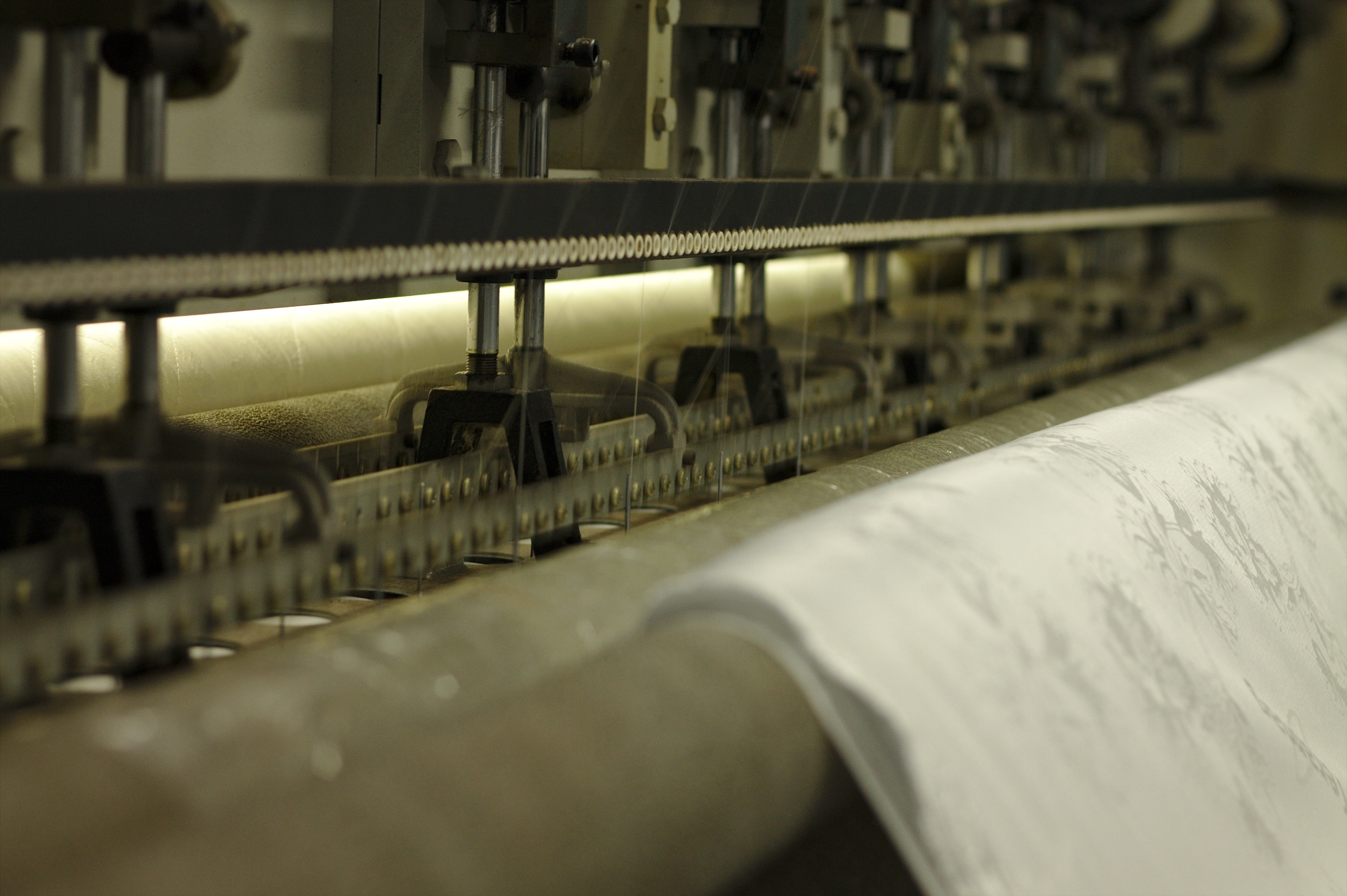 built structure, production line, cloth, business, motion, selective focus, manufacturing, equipment, conveyor belt, machinery, production, mode of transportation, HD Wallpaper
