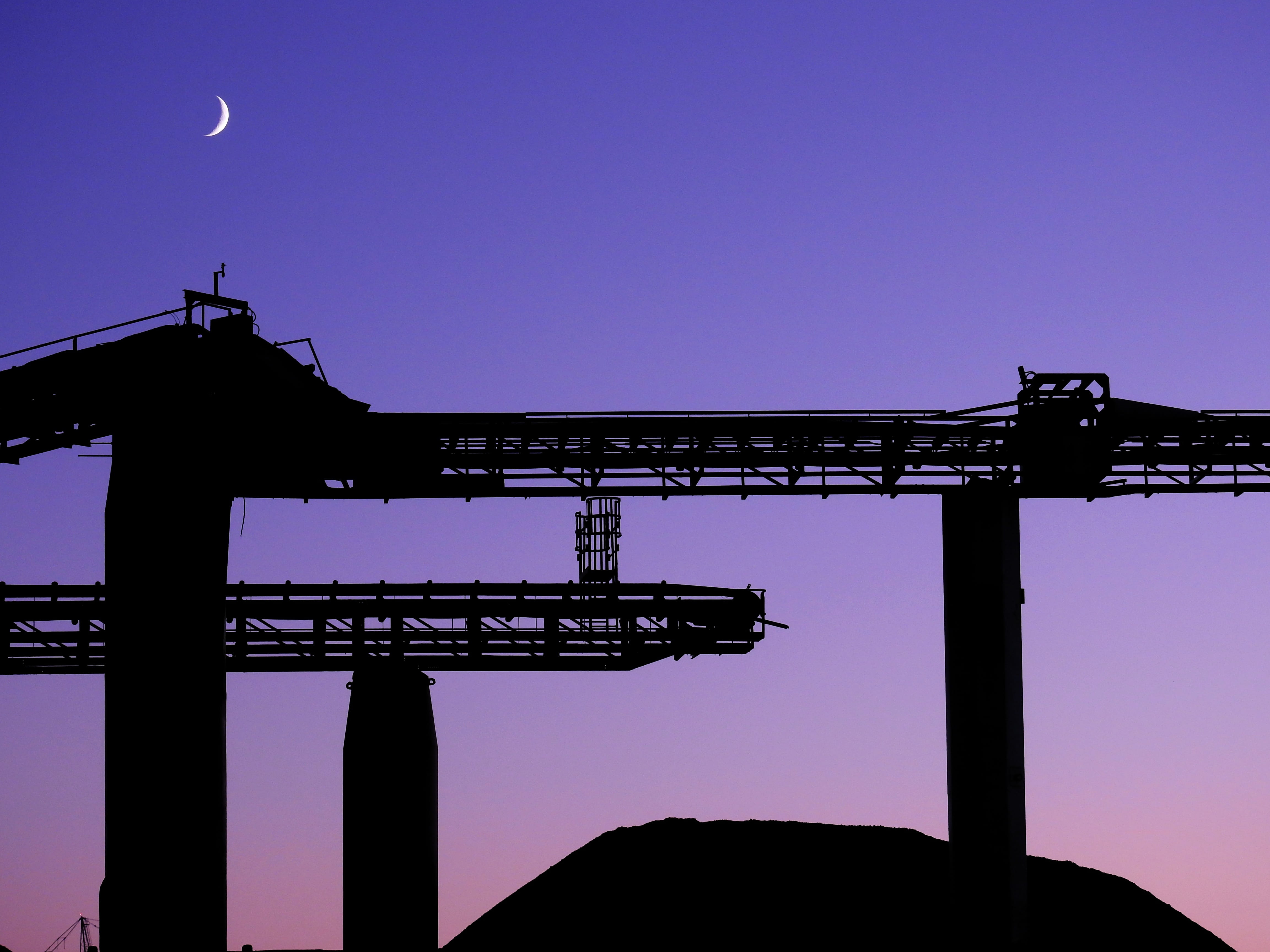 dusk, construction industry, Moon, background, construction equipment, Atmosphere, copy space, low angle view, nature, outdoors, moonlight, development, HD Wallpaper