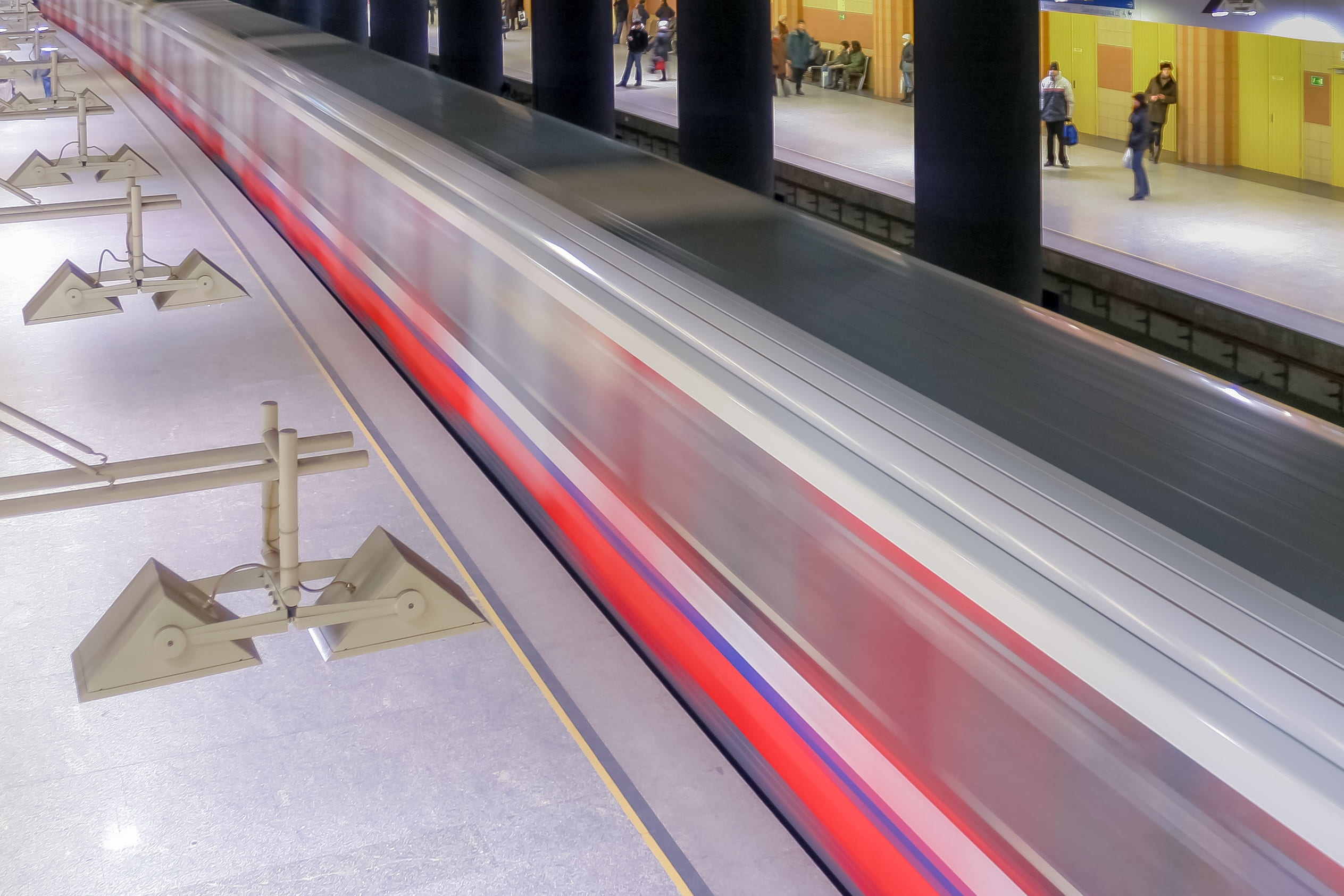 travel, public transportation, railroad station platform, transportation, indoors, rail transportation, high angle view, railroad station, underground, HD Wallpaper