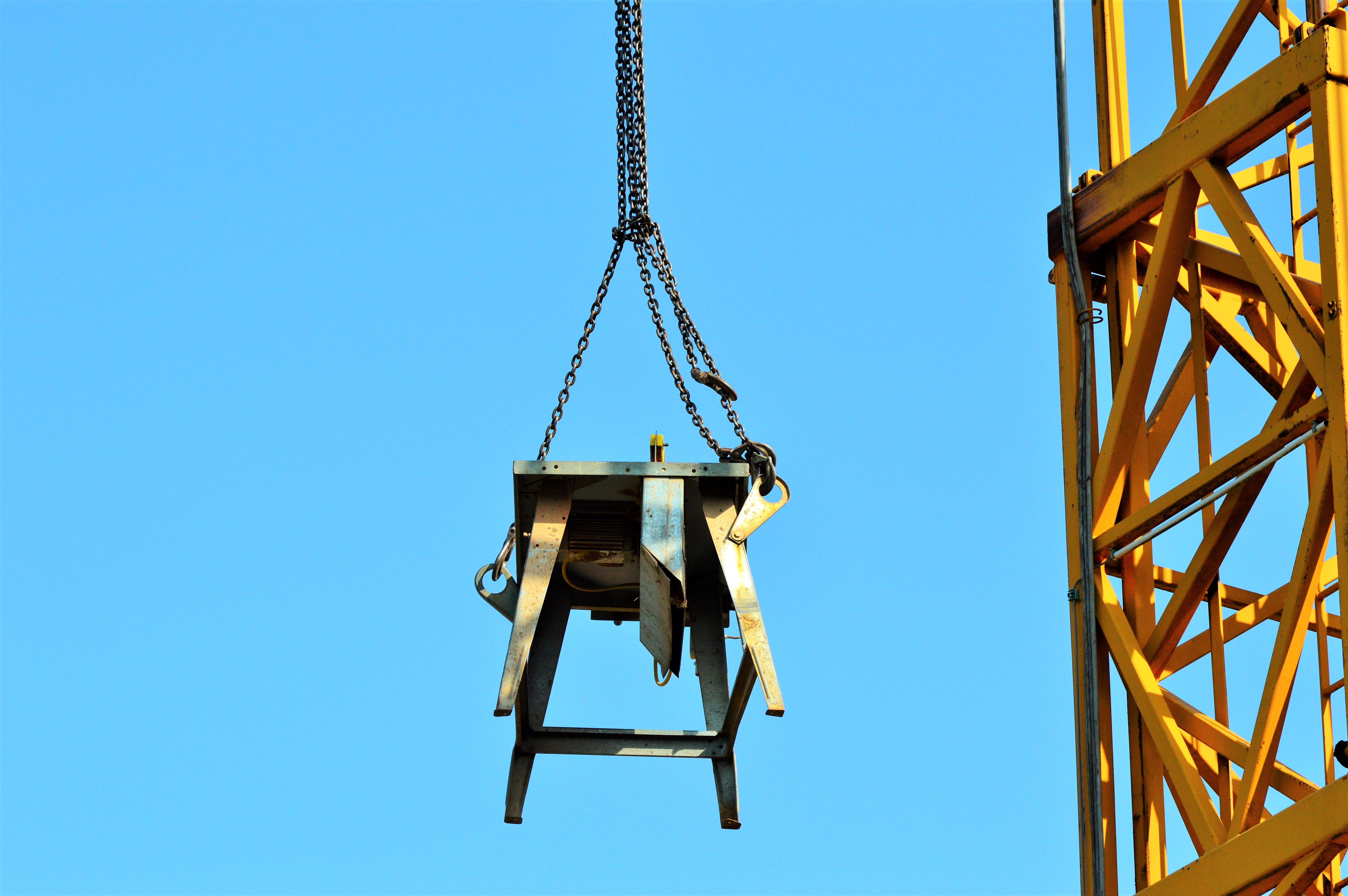 clear sky, tall - high, technology, sunlight, load crane, crane, build, construction equipment, hanging, construction industry, no people, low angle view, HD Wallpaper