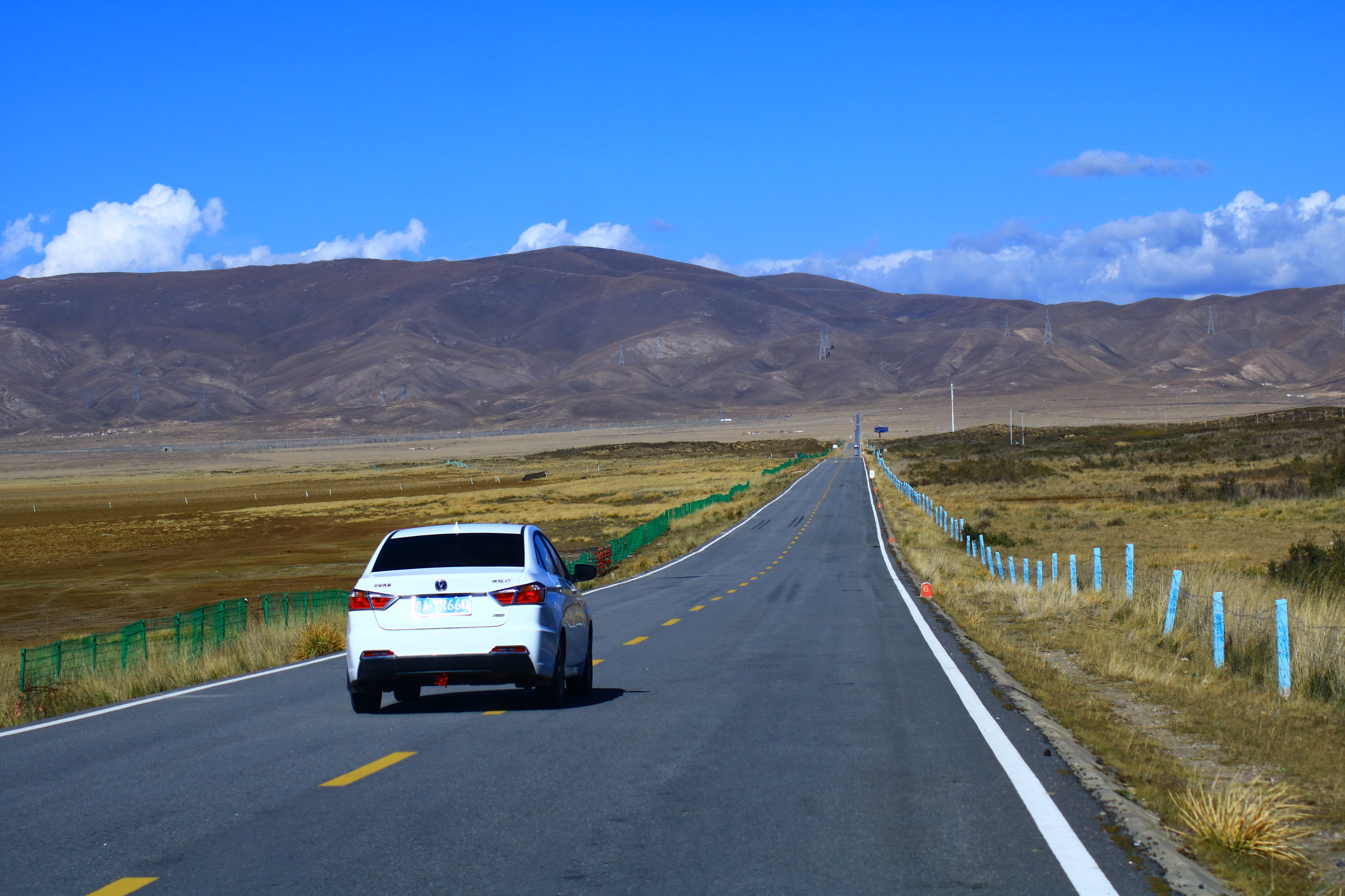 sky, xining, highway, the scenery, lake, transportation, autumn, white, mountain range, outdoors, day, qilian mountains, 5K, no people, scenics, concrete, HD Wallpaper