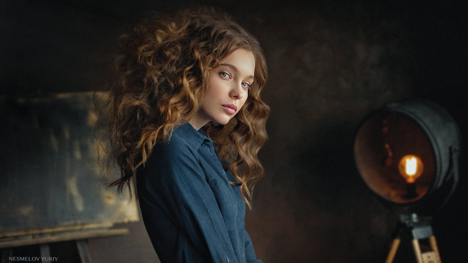 fire, young adult, one person, flame, women indoors, hair, gray eyes, beauty, light bulb, brown hair, women, looking at viewer, 720P, focus on foreground, HD Wallpaper