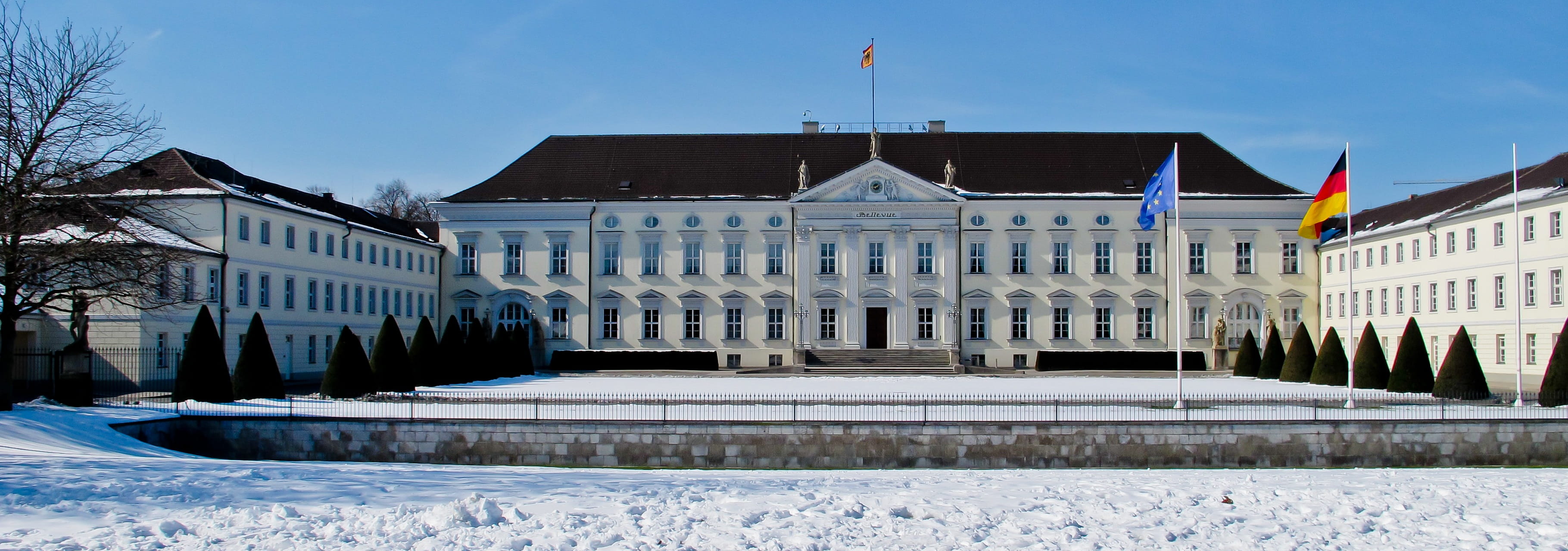 mansion, castle, berlin, the past, built structure, building, cold temperature, flag, travel destinations, presidents office, nature, snow, building exterior, HD Wallpaper