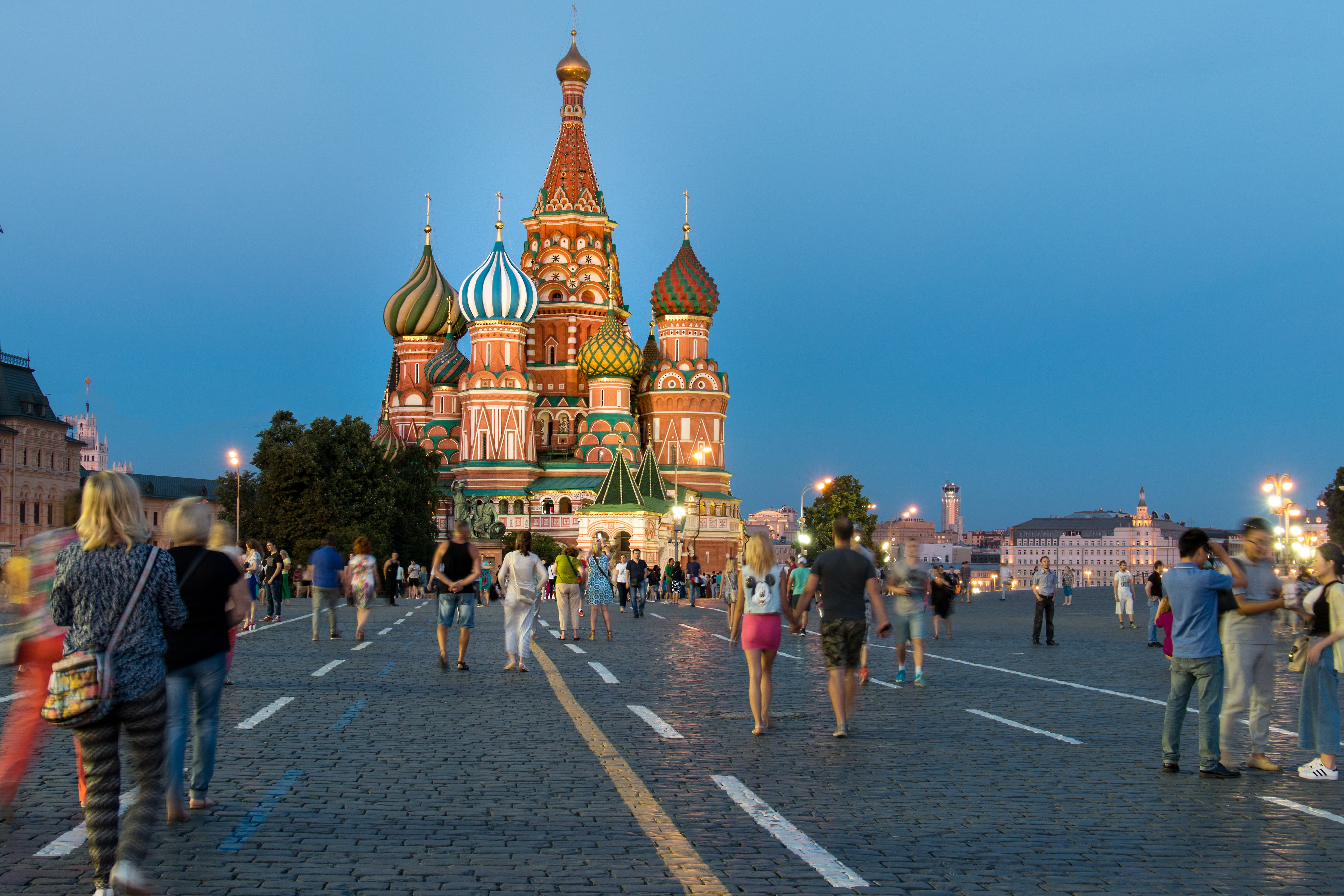 tourism, soviet union, photography, moscow, cathedral, seat of government, artwork, basil, architecture, street, crowd, sky, red square, museum, truss, HD Wallpaper