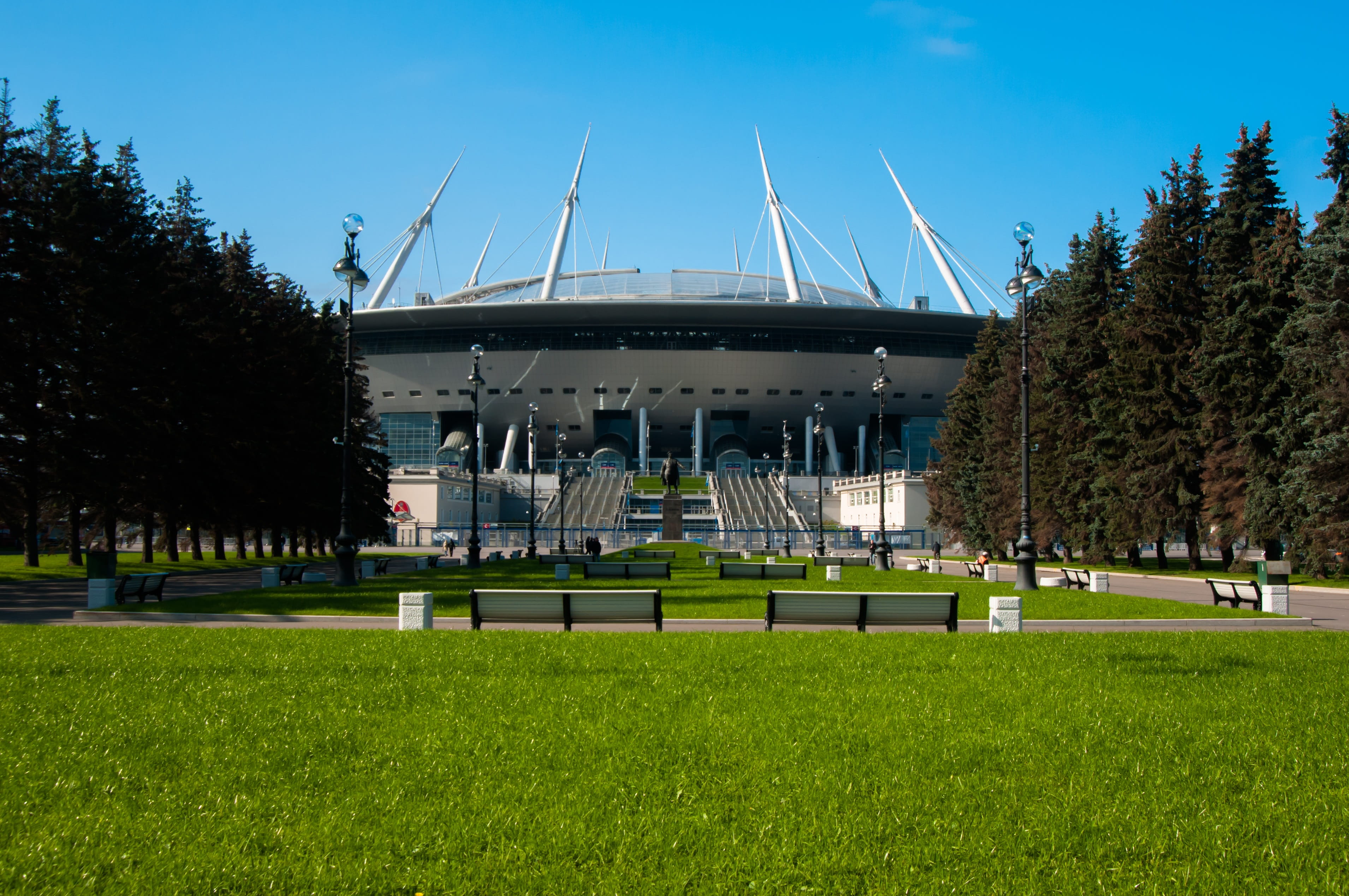 government, arena, seat, architecture, outdoors, clear sky, trees, sunny day, travel, sky, football, stadium, growth, summer, no people, clouds, building exterior, HD Wallpaper