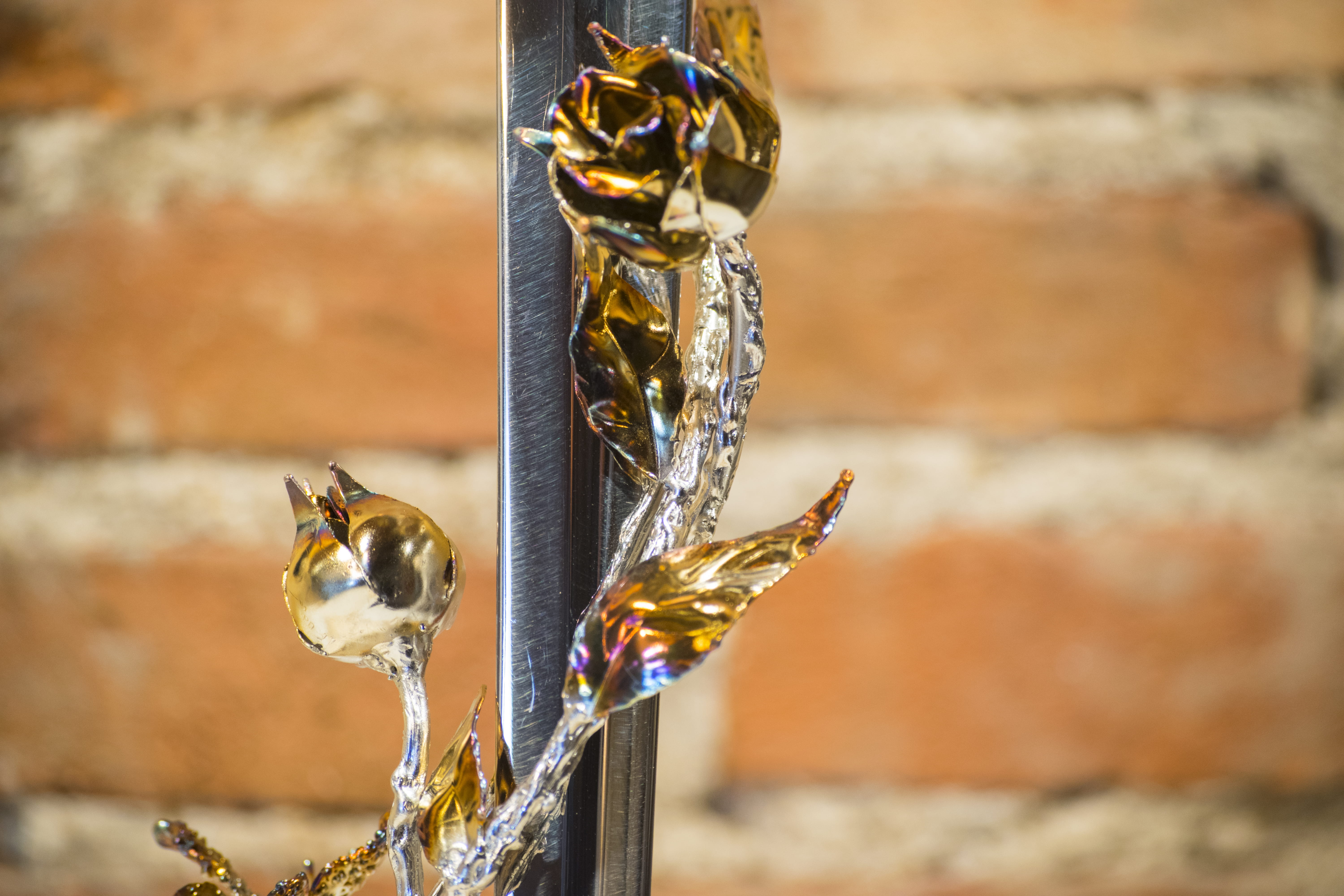 outdoors, animal themes, insect, blacksmith, ielix, sunlight, steel, animal, bricks, animal wildlife, gold colored, close-up, no people, rose, bird, nature, HD Wallpaper