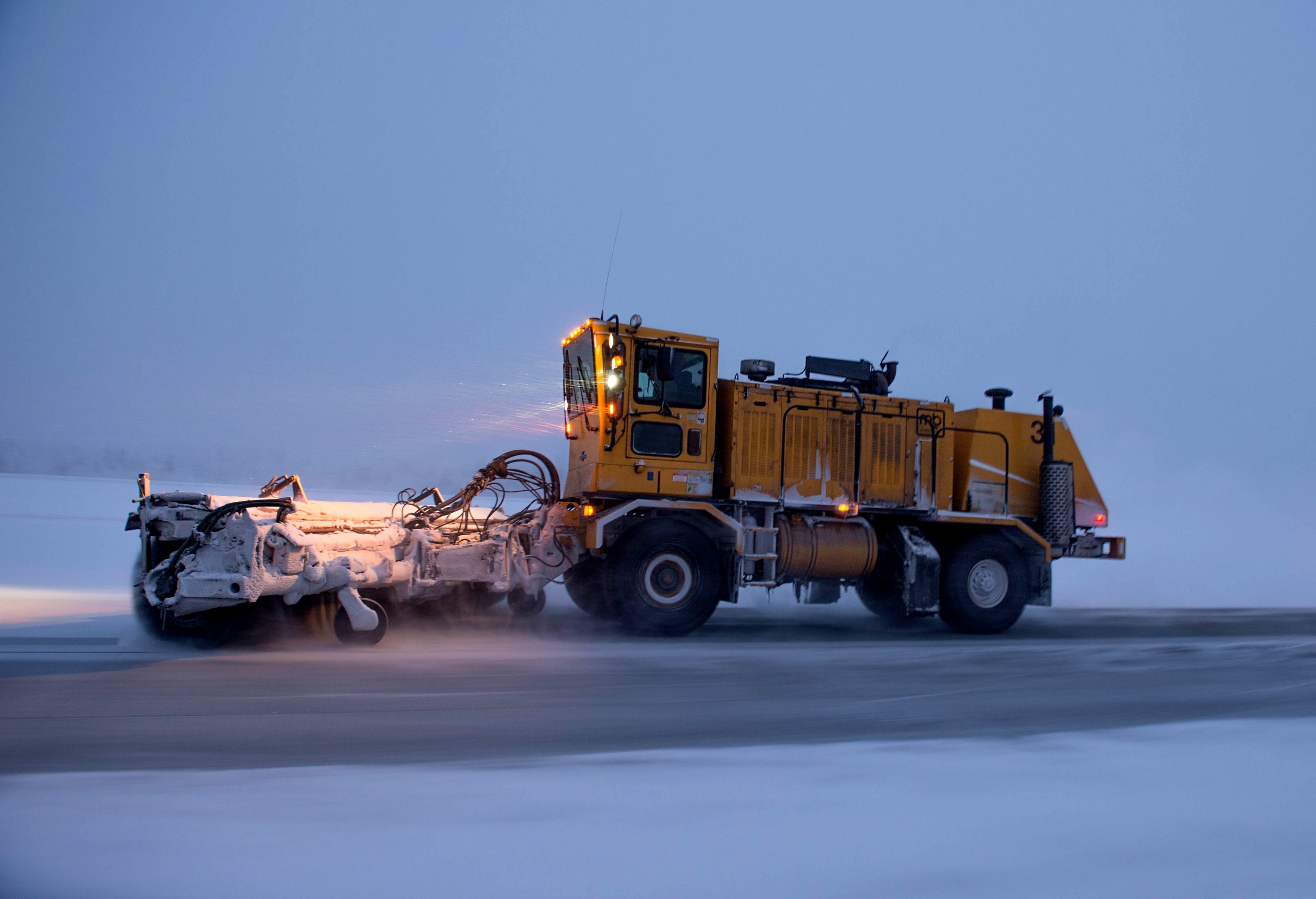 commercial land vehicle, construction Industry, street, motion, copy space, business, day, nature, machinery, plowing, snowplow, road, no people, clearing, HD Wallpaper