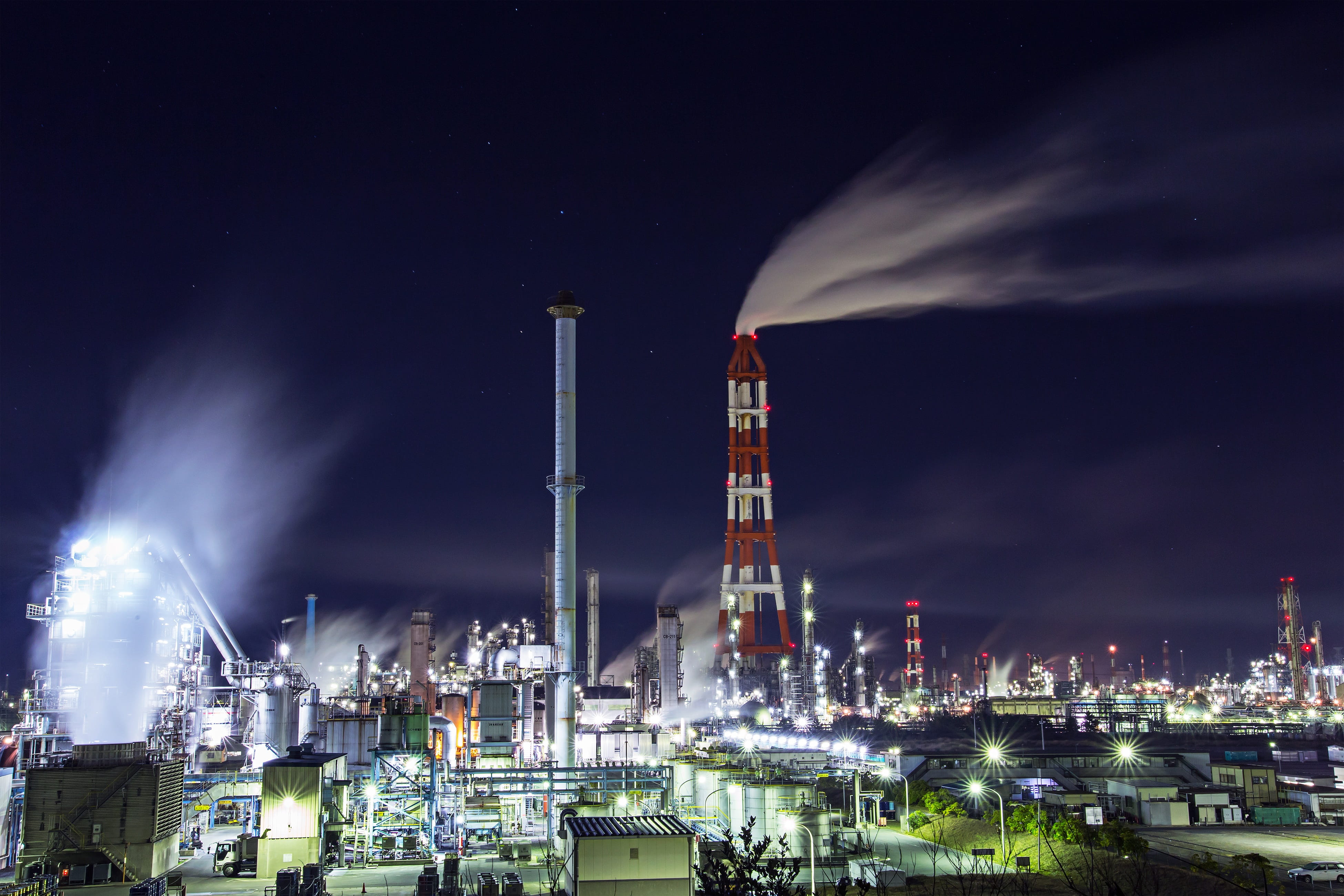 Night View, built structure, illuminated, views, environmental issues, oil refinery, 4K, smoke stack, air pollution, no people, industrial, architecture, HD Wallpaper