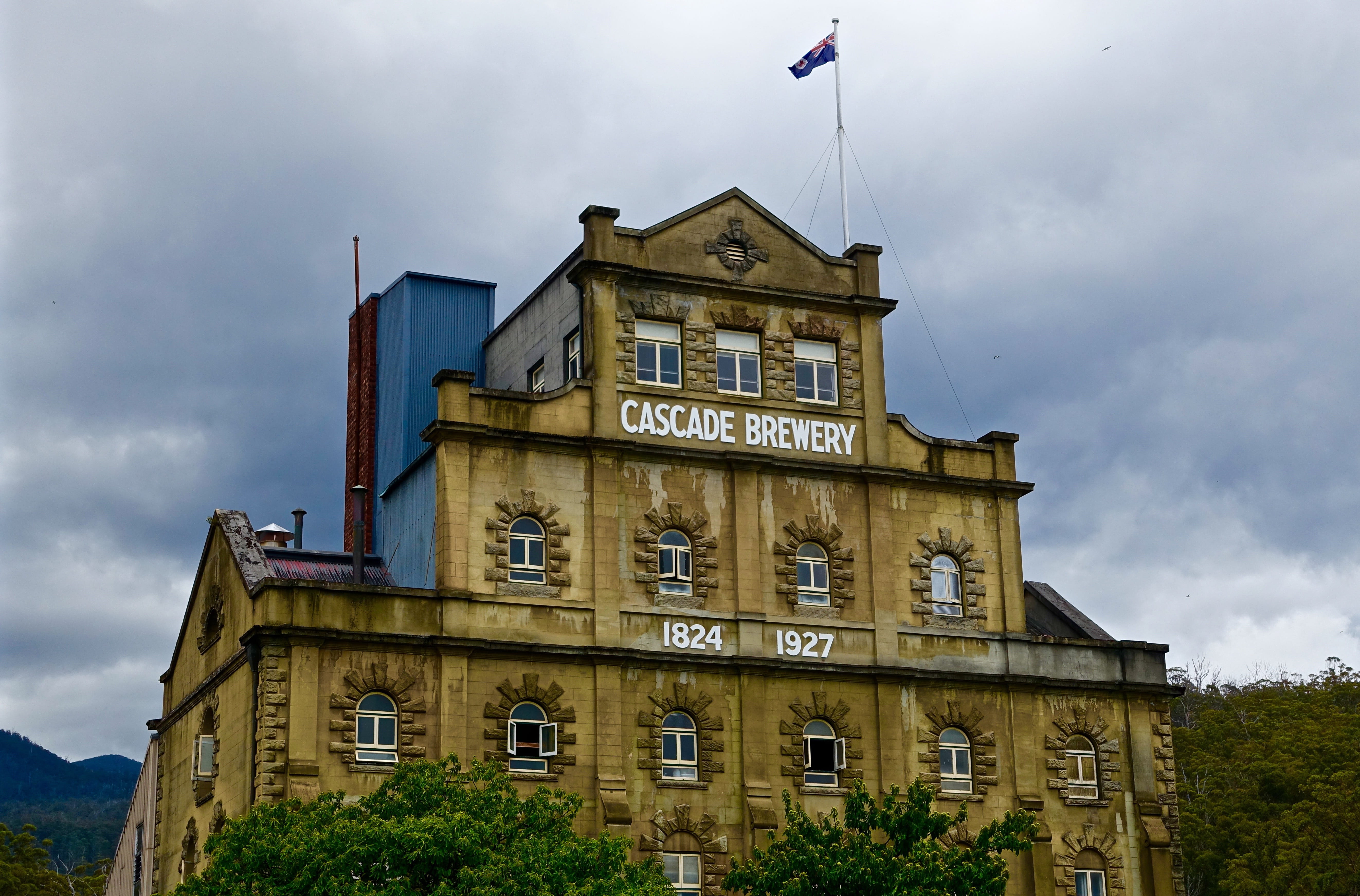 built structure, the past, travel destinations, tasmania, nature, Brewery, Hobart, cloud - sky, Stone, history, sky, 5K, Building, Building, building, HD Wallpaper