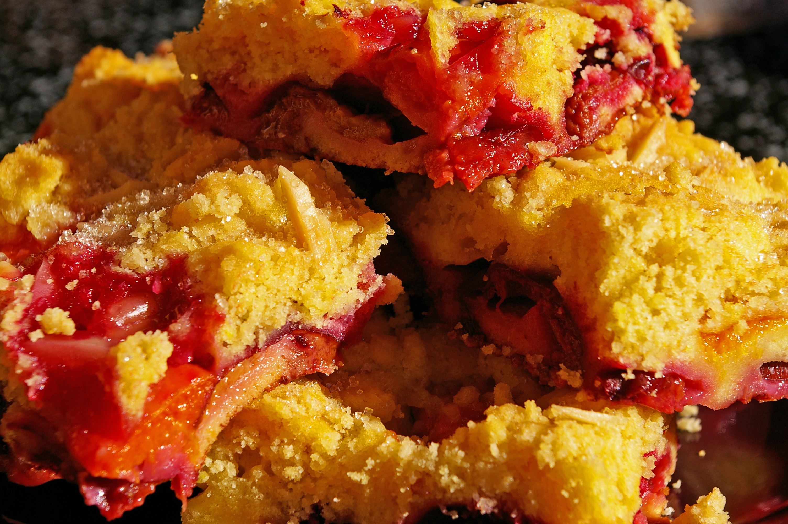 streusel cake, coffee time, sheet, coffee party, meal, sweet dish, no people, snack, breakfast, streusel, plums, sweet, yellow, 2K, plum cake, plate, indulgence, HD Wallpaper