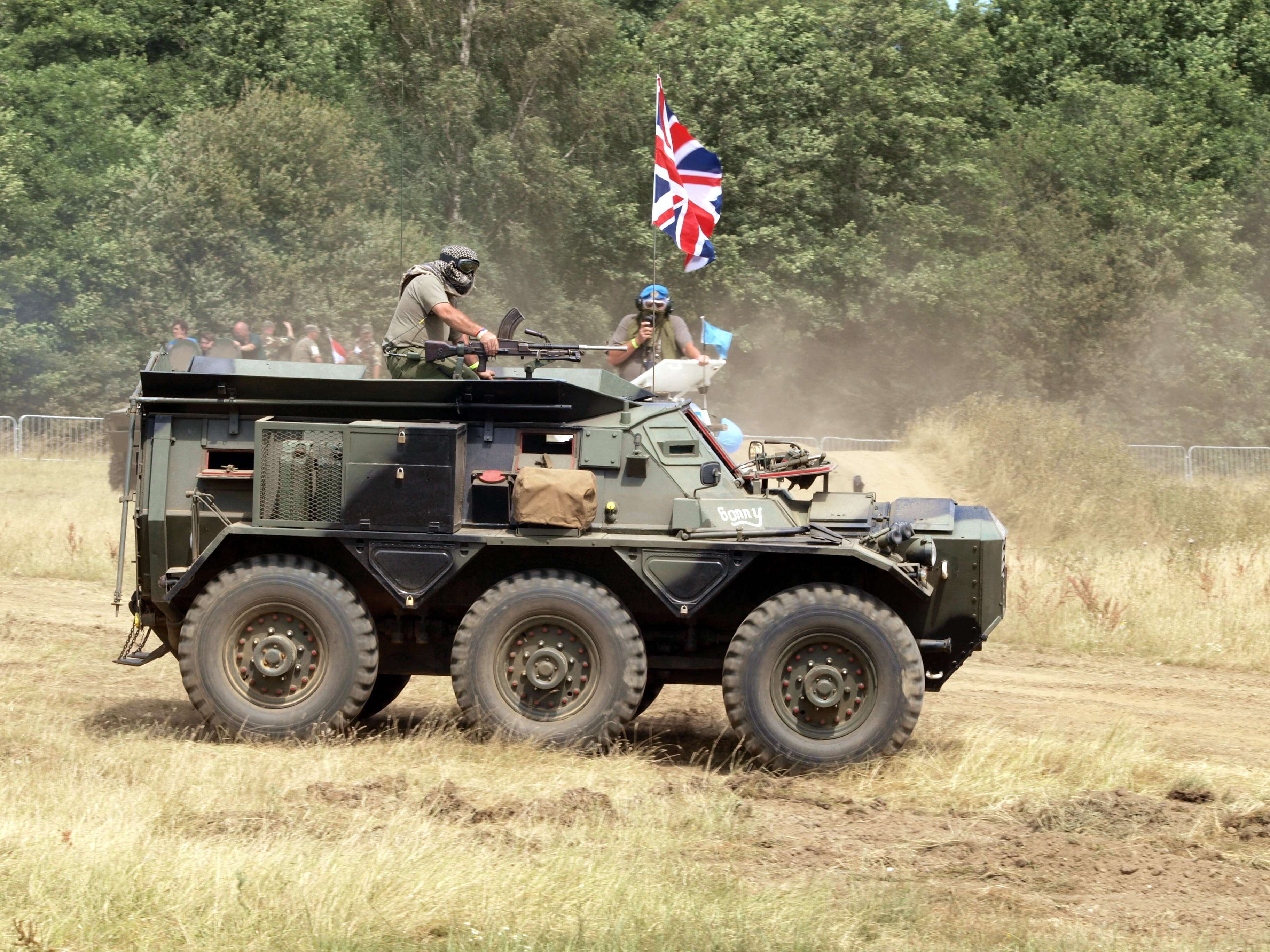 government, aggression, armed, armed forces, 2K, defense, flag, real people, day, army, show, vehicle, people, nature, military, fighting, conflict, army soldier, HD Wallpaper