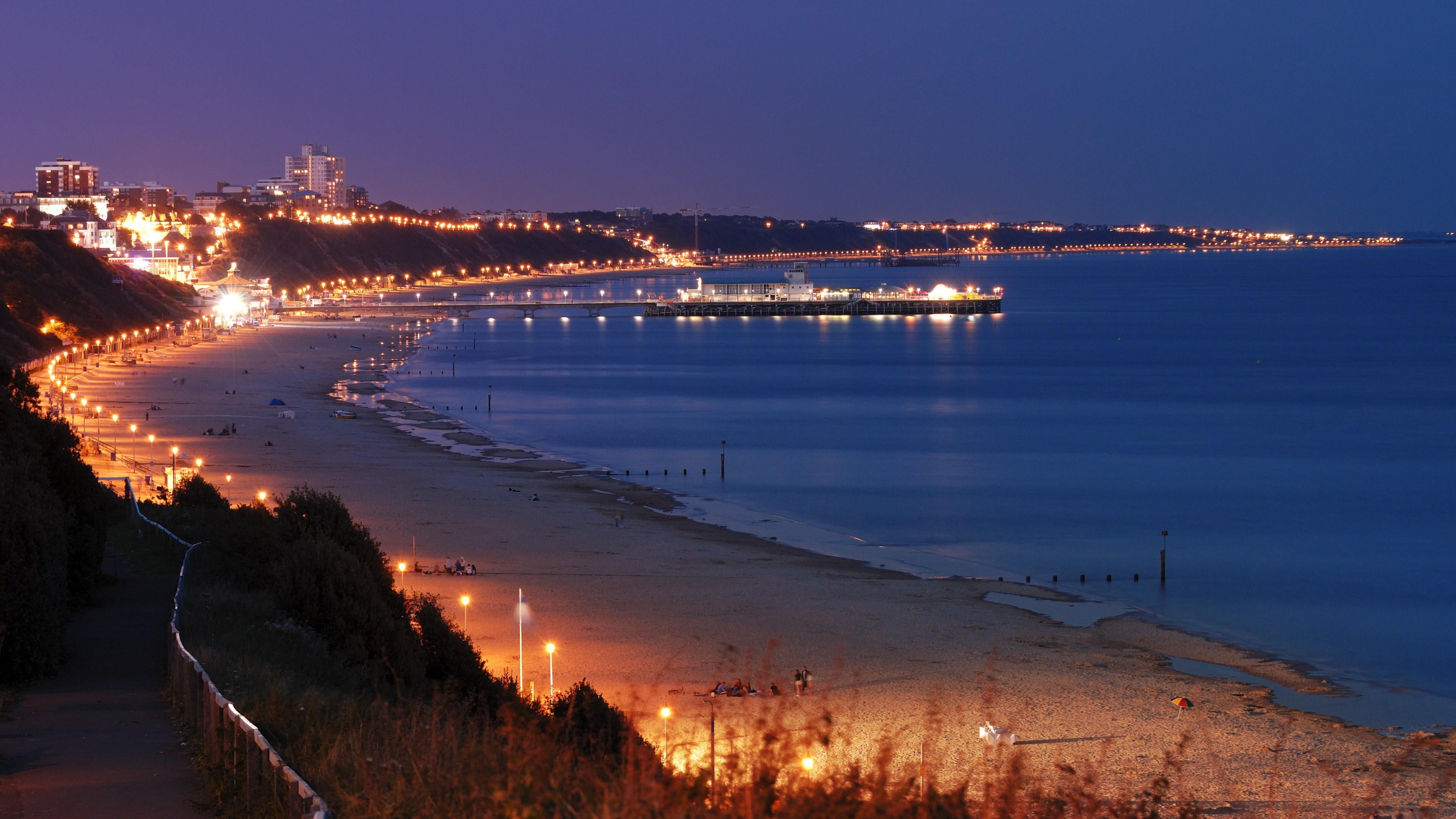 bridge - man made structure, illuminated, bournemouth, building exterior, bridge, water, architecture, nature, city, night, england, sea, no people, sky, HD Wallpaper