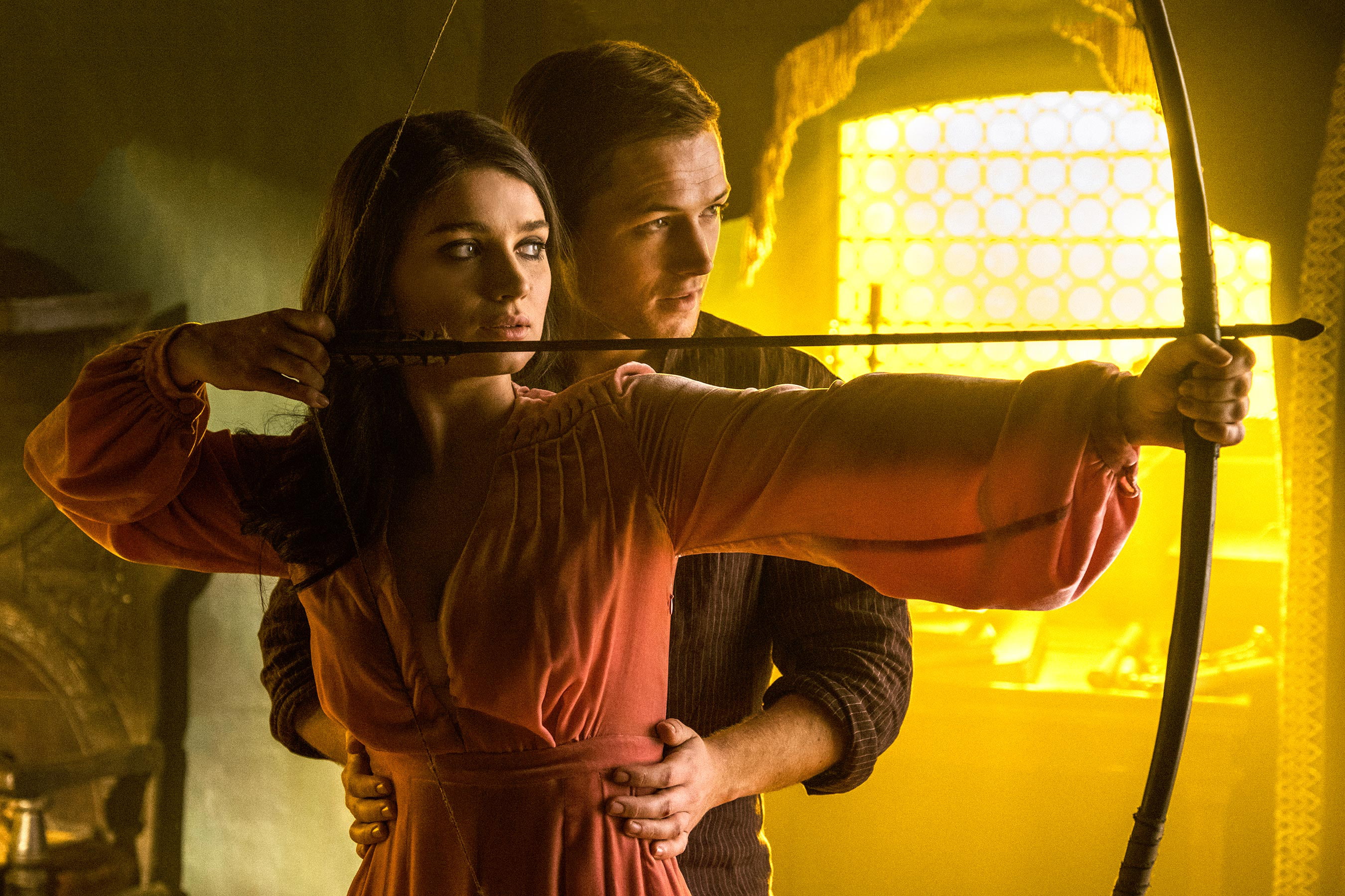 men, adult, indoors, waist up, strength, standing, movies, two people, hd, young adult, heterosexual couple, robin hood, 2018 movies, women, exercising, HD Wallpaper