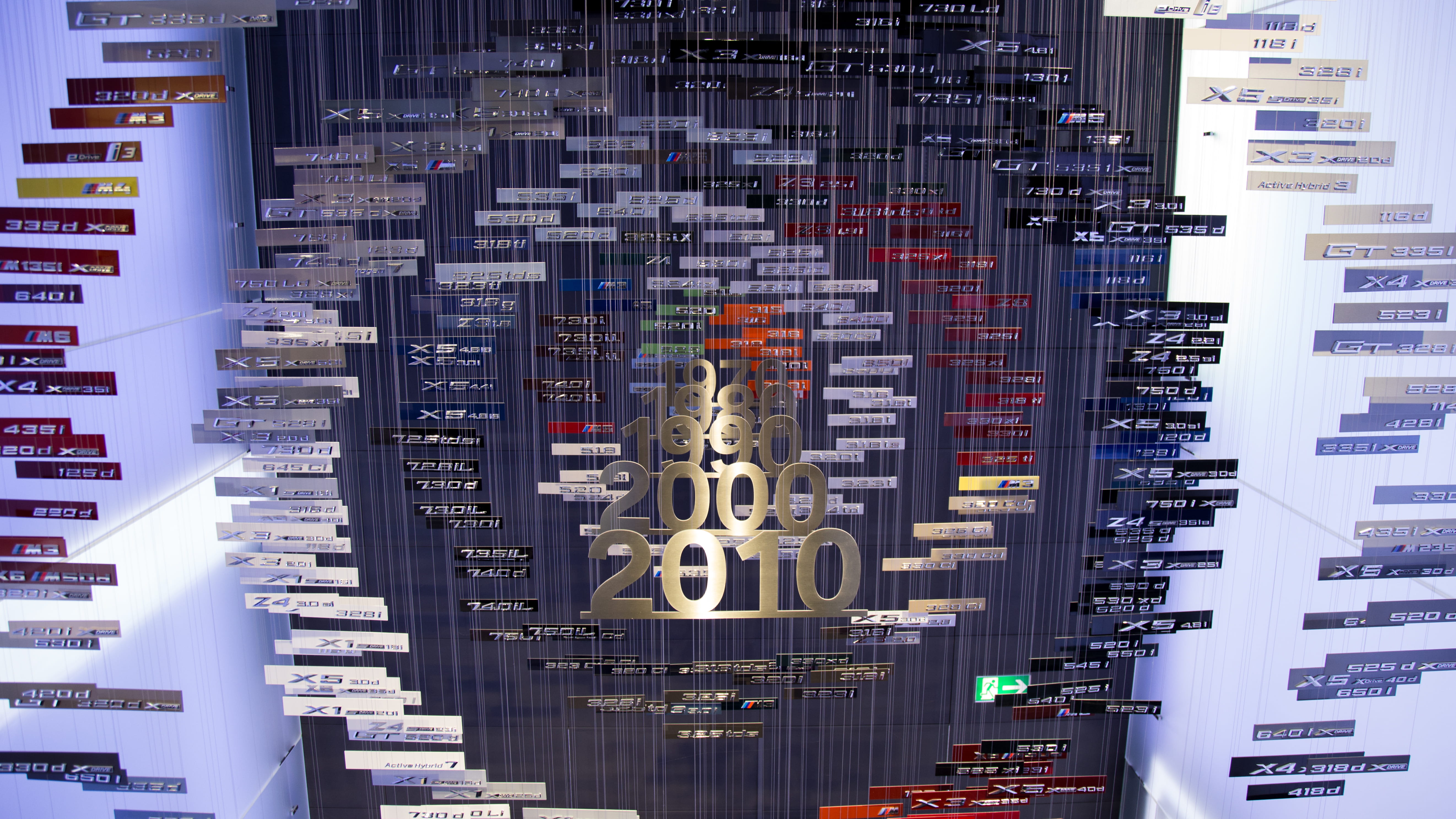 downtown, sphere, communication, night, crystal, art, planetarium, office, graphics, 5K, modern, year, high rise, technology, pattern, fractal, poster, HD Wallpaper