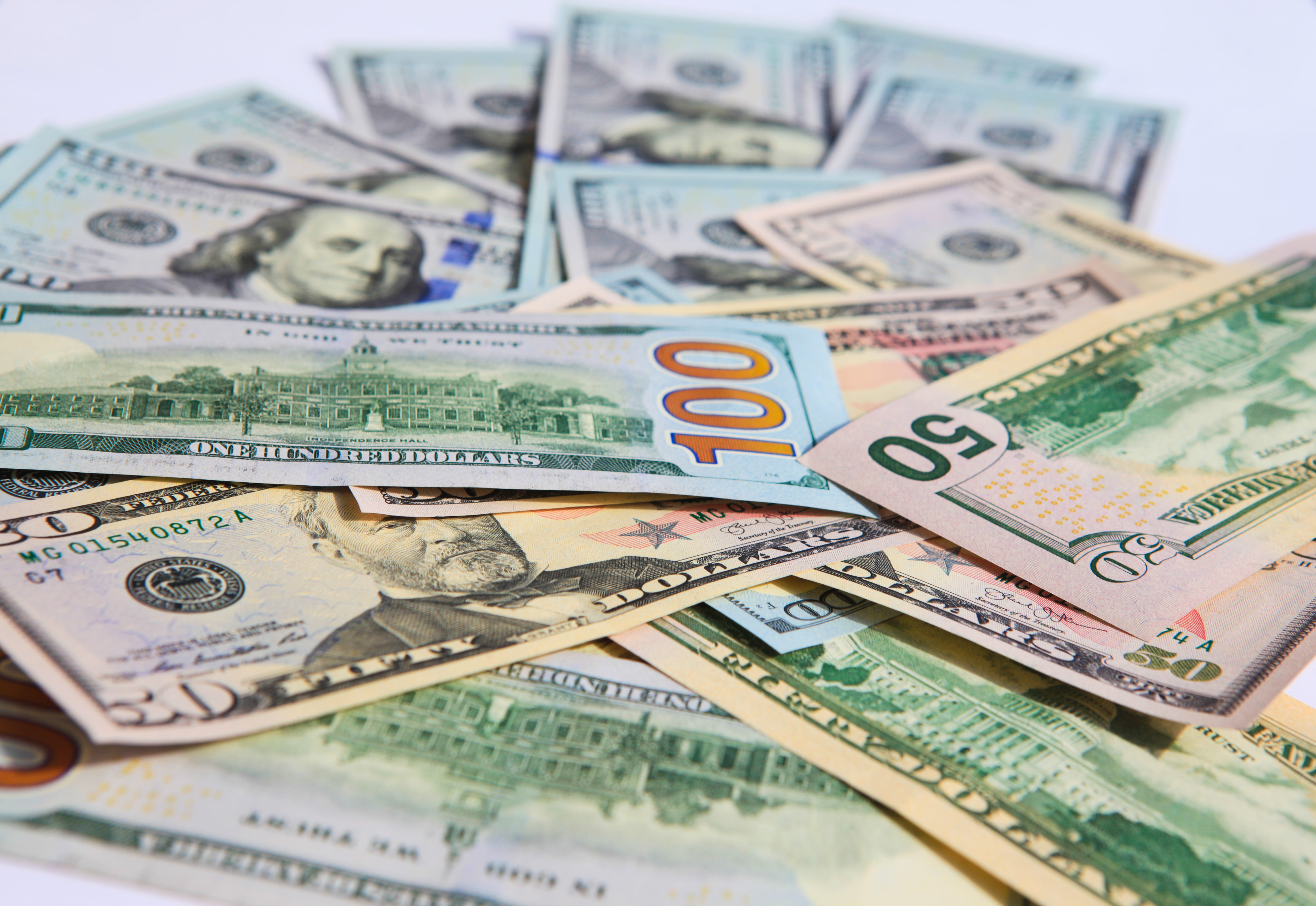 us, financial, american, banking, design, wages, finance, luxury, one, bills, bundle, 100, heap, note, no people, green color, close-up, studio shot, bank, HD Wallpaper