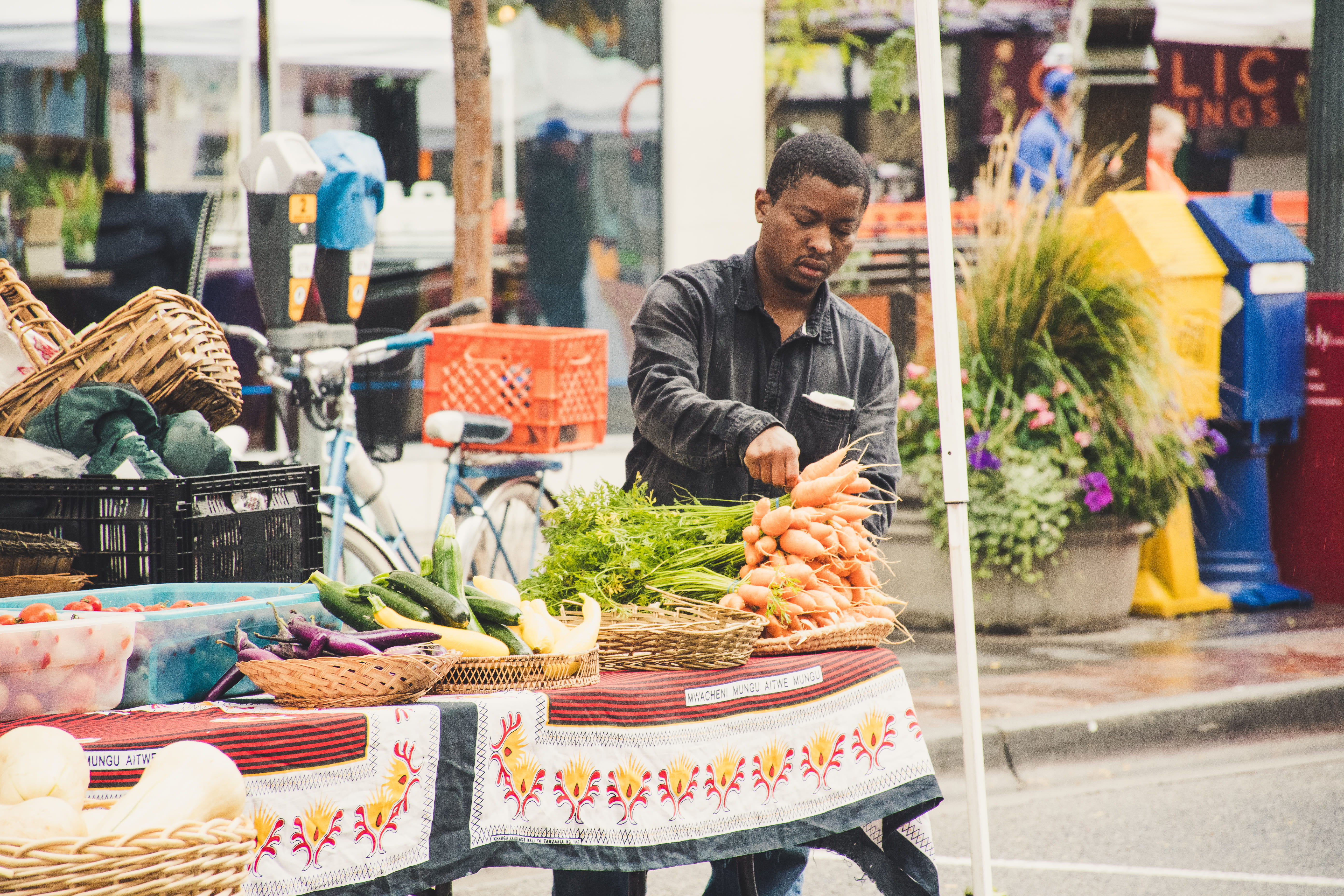 street market, city, man, vendor, outdoors, daylight, food, street, market, marketplace, healthy eating, for sale, beside, retail, freshness, container, HD Wallpaper