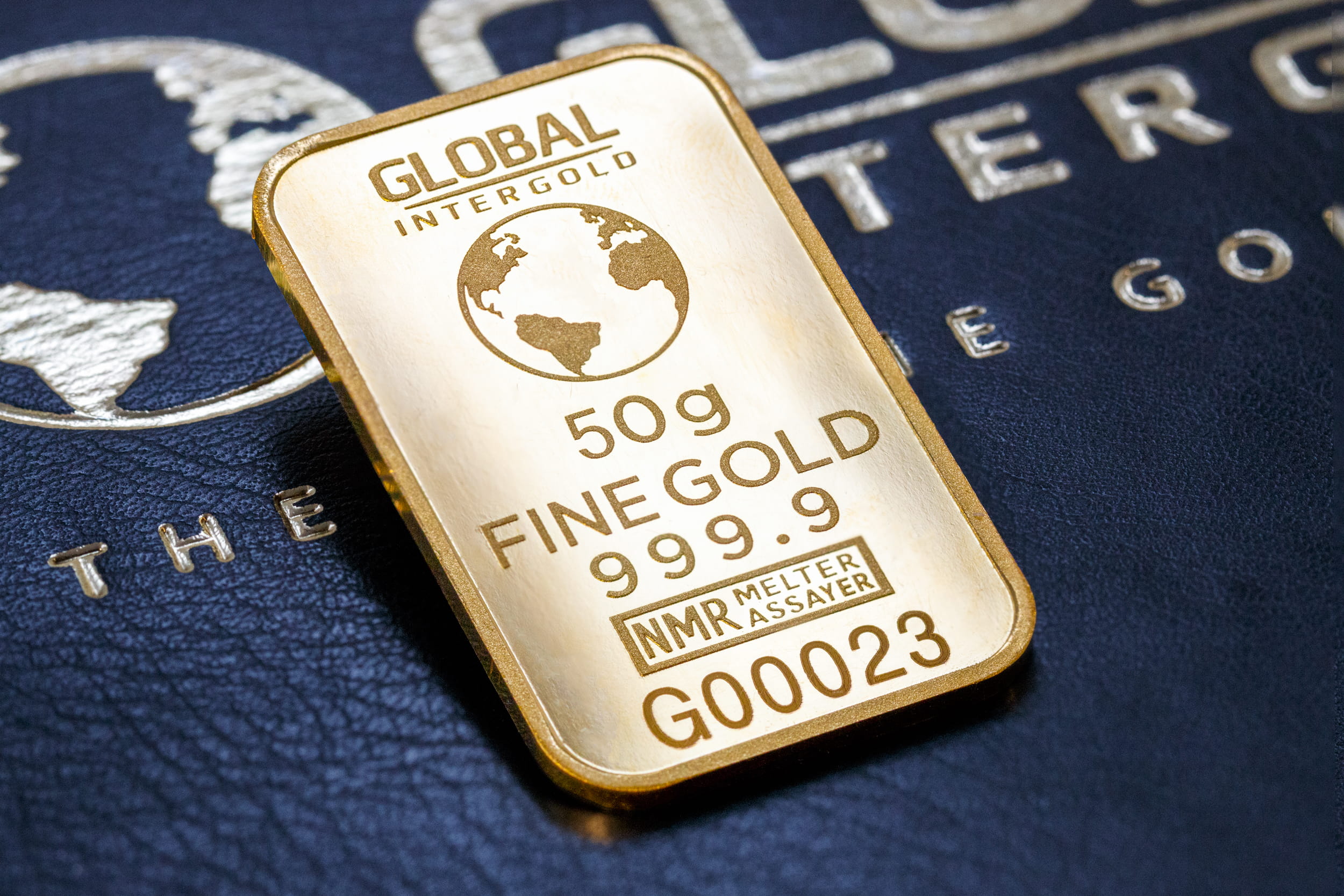 gold colored, financial, investment, data, payment, gold bar, bar, shiny, studio shot, 1080P, bank, industry, success, global intergold, indoors, no people, HD Wallpaper