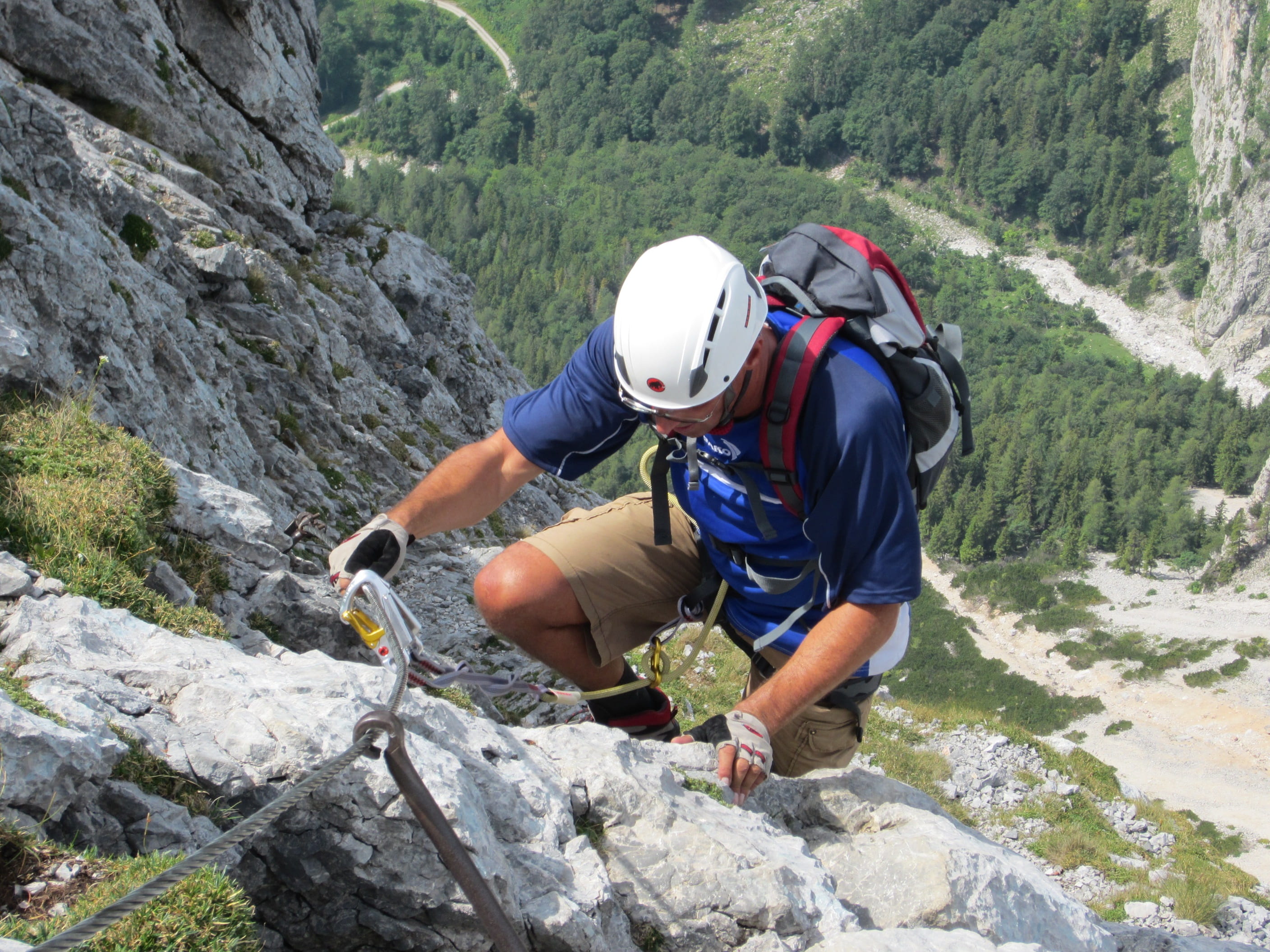 rock, security, tour, sports helmet, Climb, Climbing, safety, adventure, full length, leisure activity, headwear, men, safety harness, hike, rock - object, HD Wallpaper