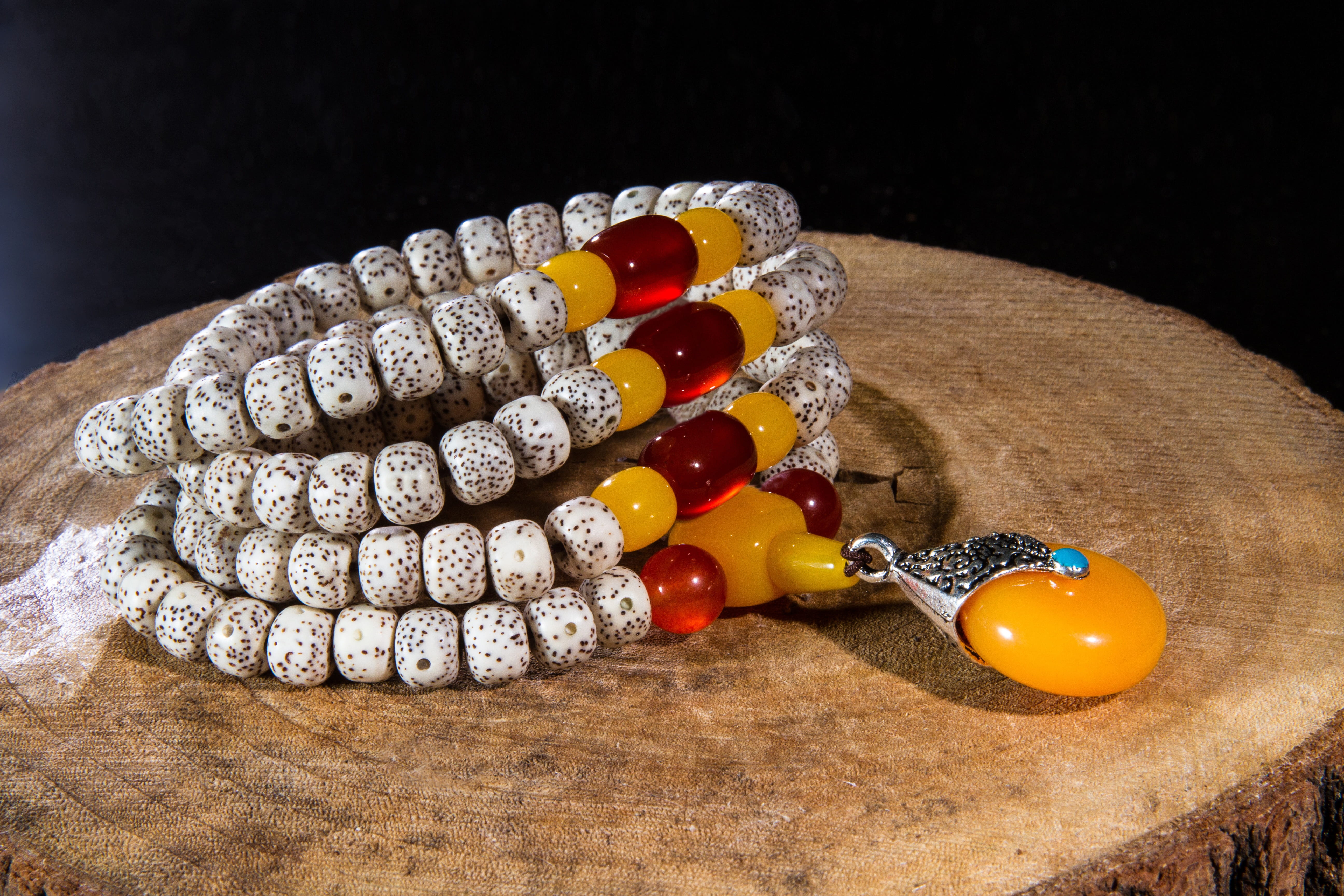 variation, luxury, gemstone, Bodhi, multi colored, choice, bead, food, table, moon and stars bodhi, personal accessory, jewellery, 5K, pearl, indoors, HD Wallpaper