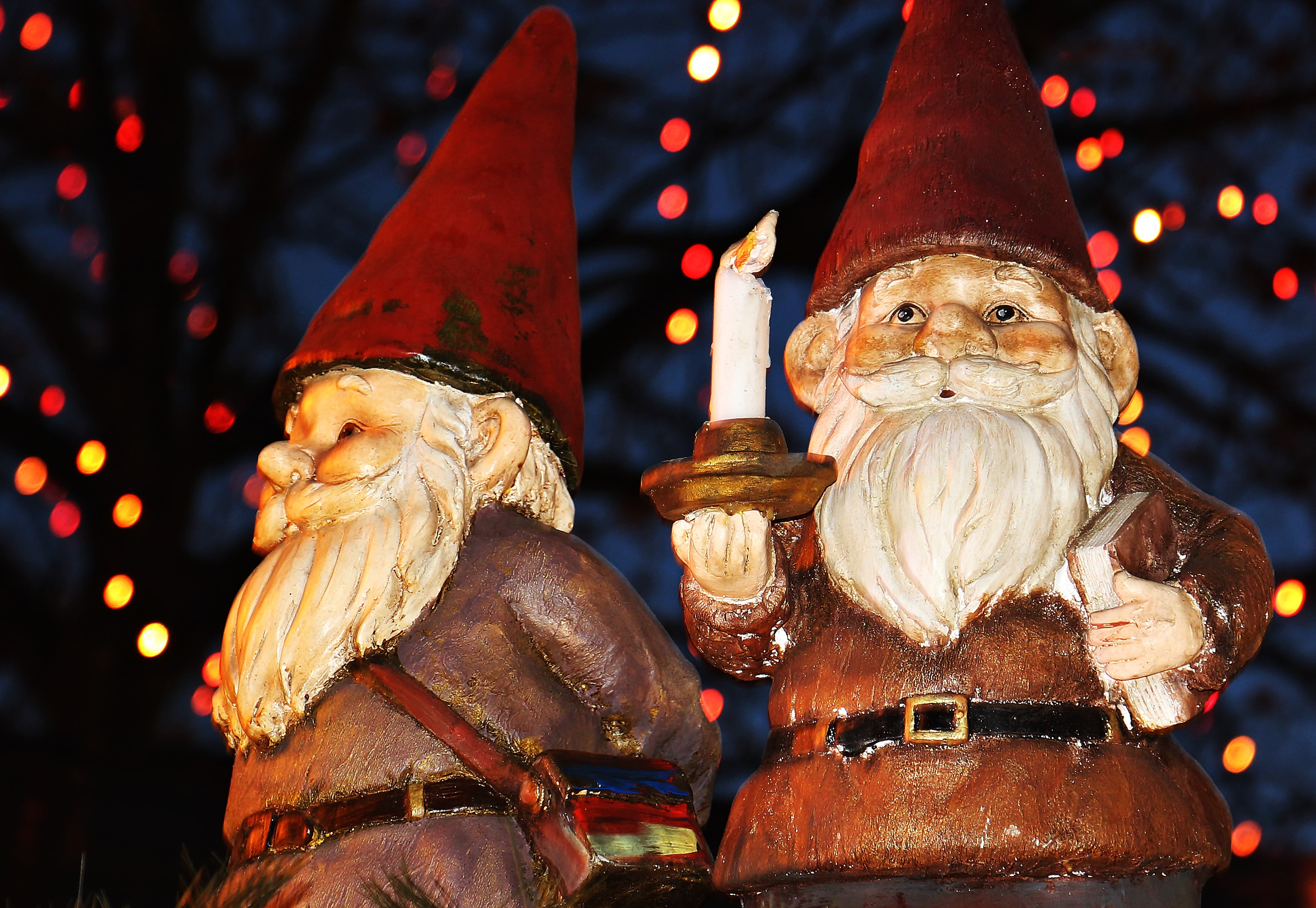 no people, evening, romantic, evening sky, lighting, illuminated, male likeness, christmas, night, twilight, figurine, cologne brownie, celebration, sculpture, HD Wallpaper