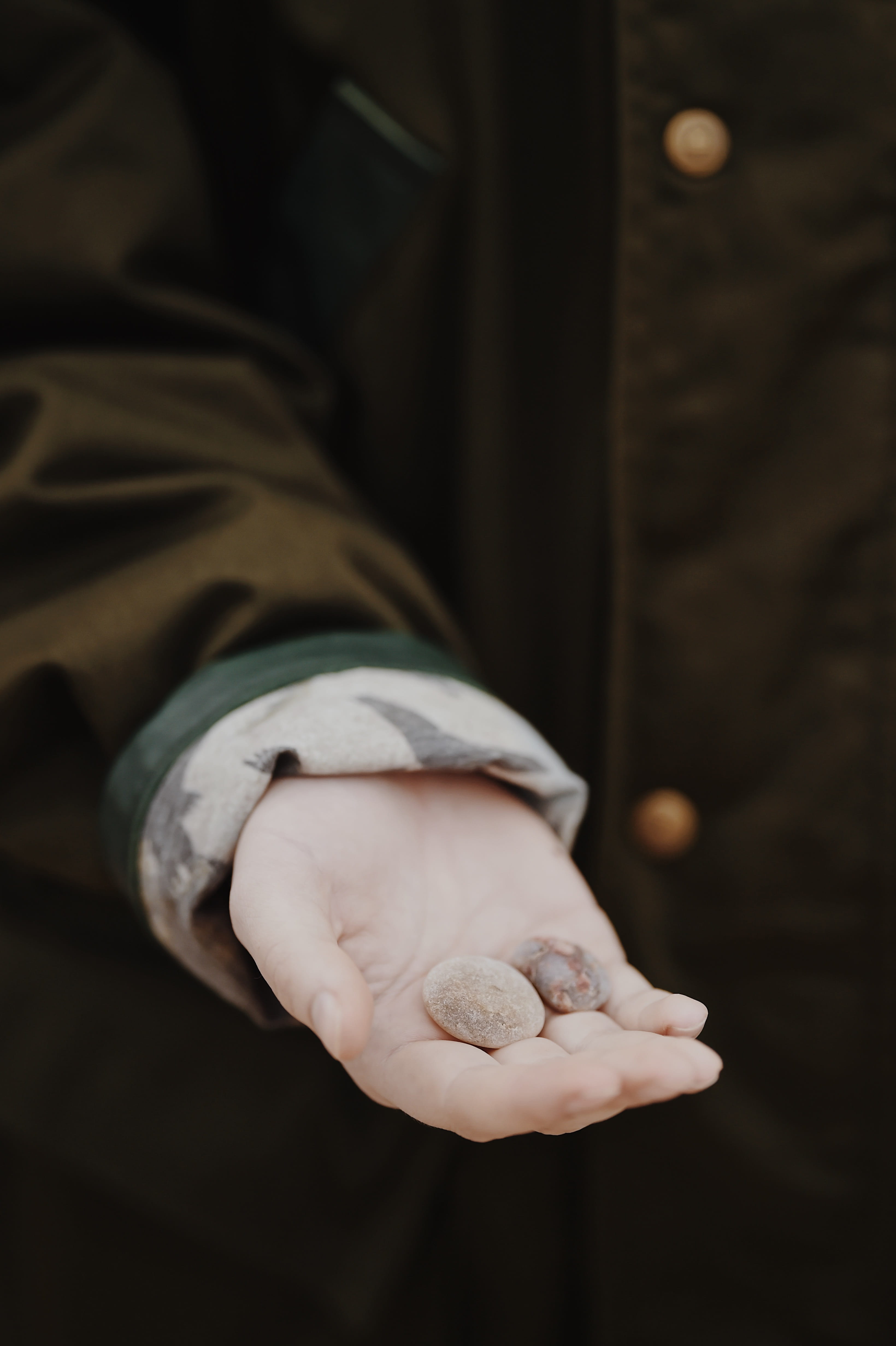 business, hand, colored, human hand, real people, pape, human, natural, pill, bandage, finger, indoors, toe, close-up, day, nature, gold, beach, adult, Phone HD Wallpaper