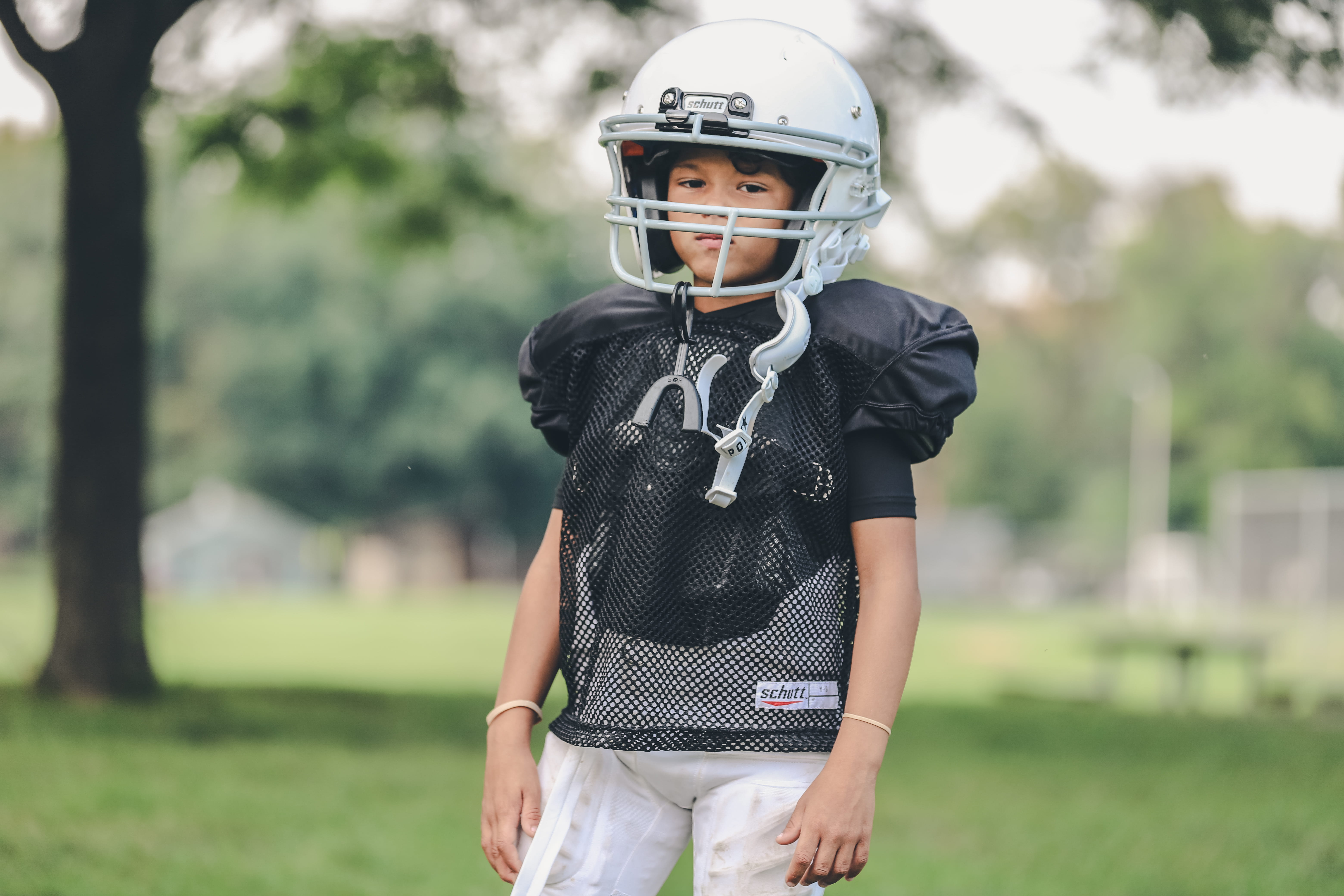 team sport, outdoors, gear, 5K, wearing, sport, leisure activity, people, football, standing, clothing, style, american, headwear, helmet, person, football helmet, HD Wallpaper
