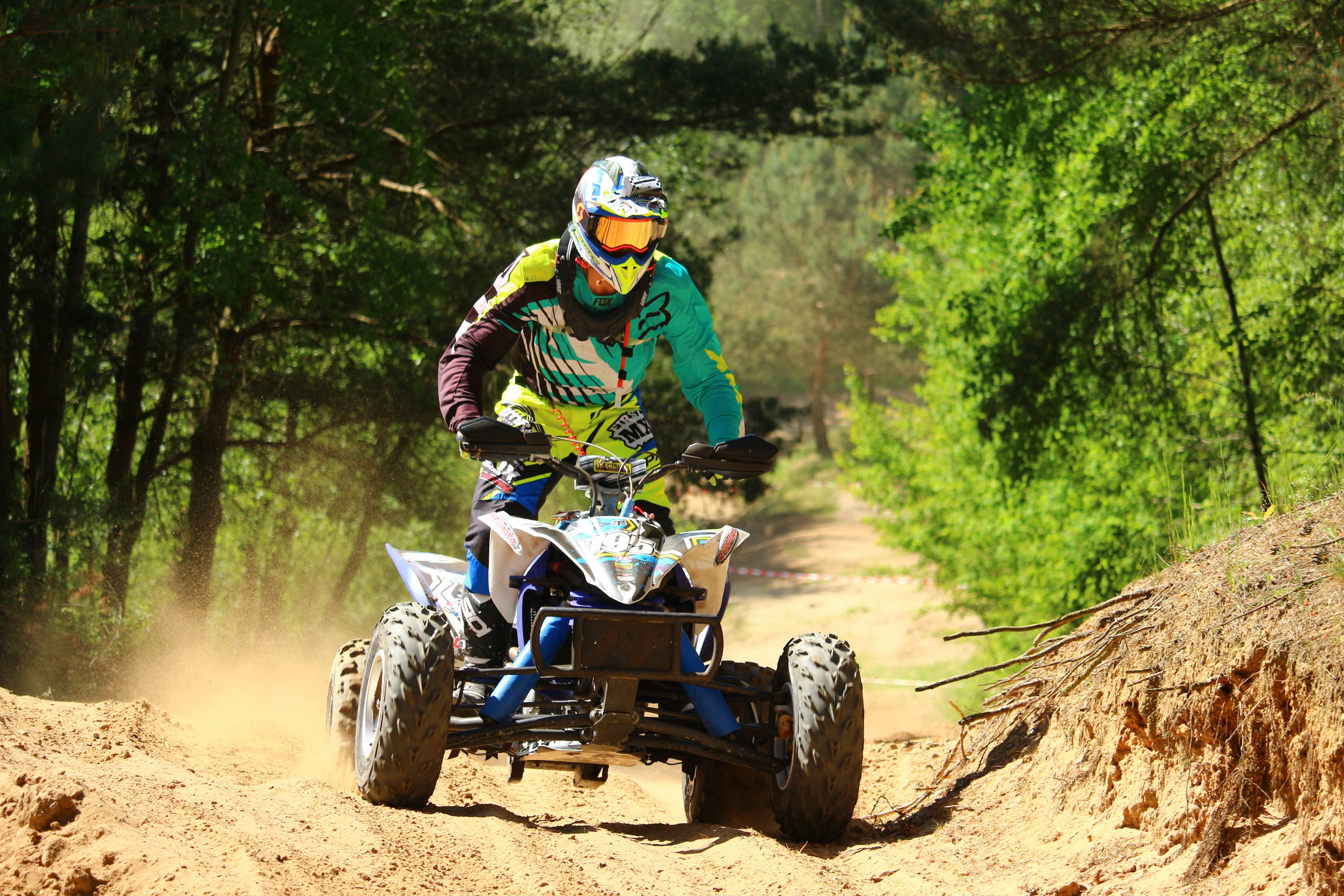 speed, dirt Road, terrain, driving, action, men, cross, atv, sport, motion, sports helmet, dirt, 5K, motocross, sport vehicle, wheel, outdoors, crash helmet, HD Wallpaper