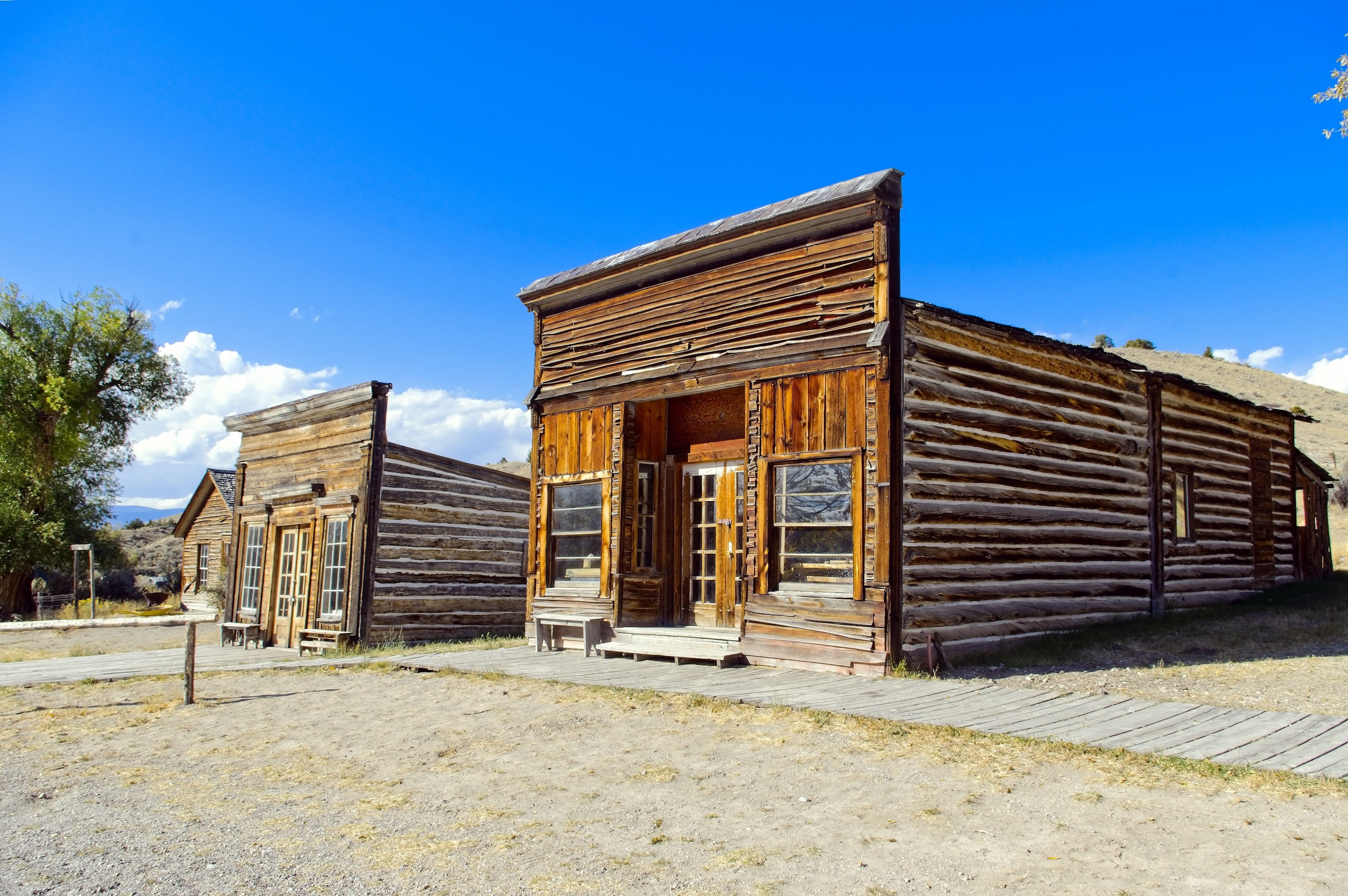 blue, bannack, county, house, nature, residential district, ghost, window, drug, office, plant, city, outdoors, building exterior, west, scenic, architecture, HD Wallpaper