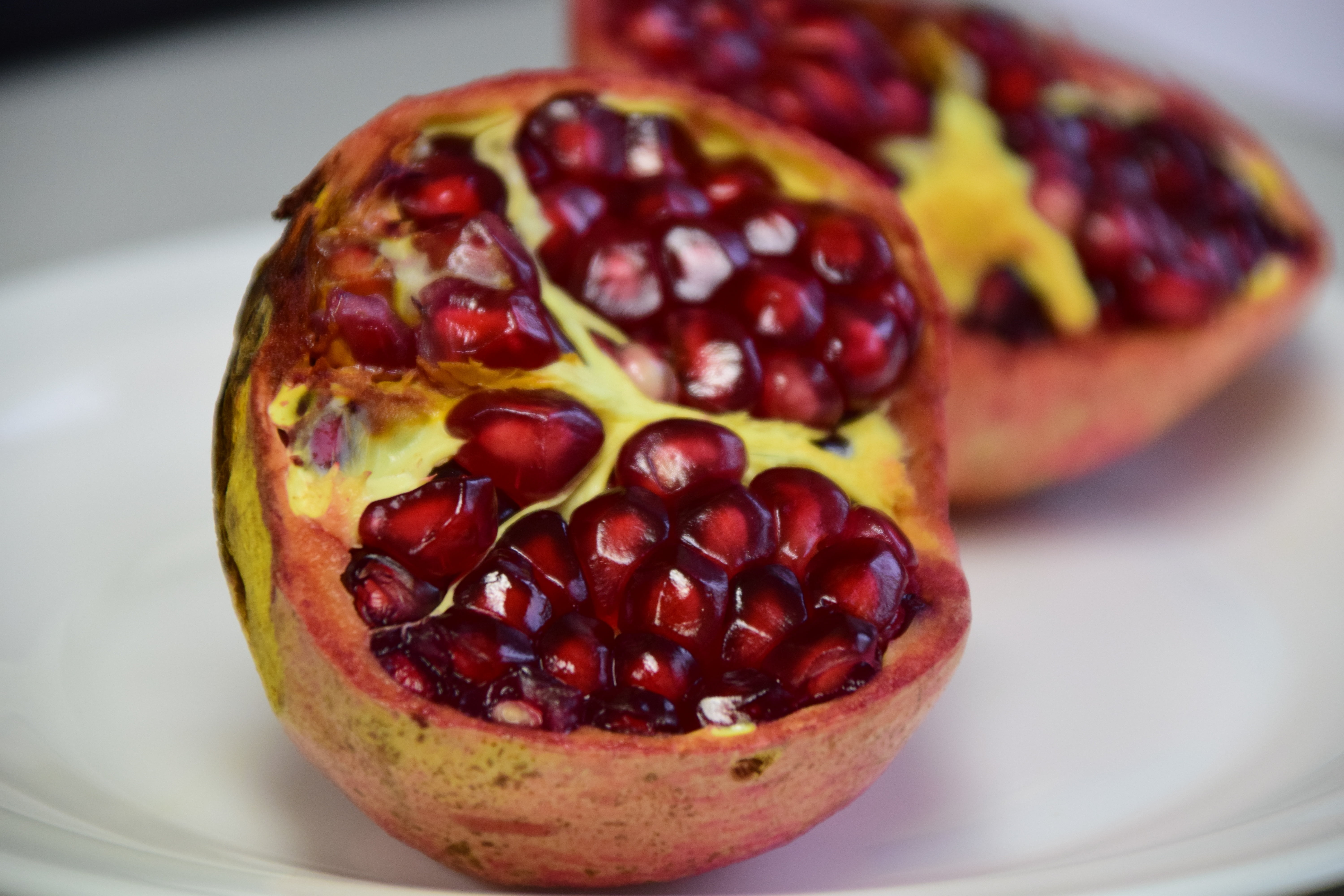 fruit, pomegranate, nature, no People, tropical Climate, cross Section, 5K, gourmet, focus on foreground, healthy lifestyle, organic, refreshment, close-up, HD Wallpaper
