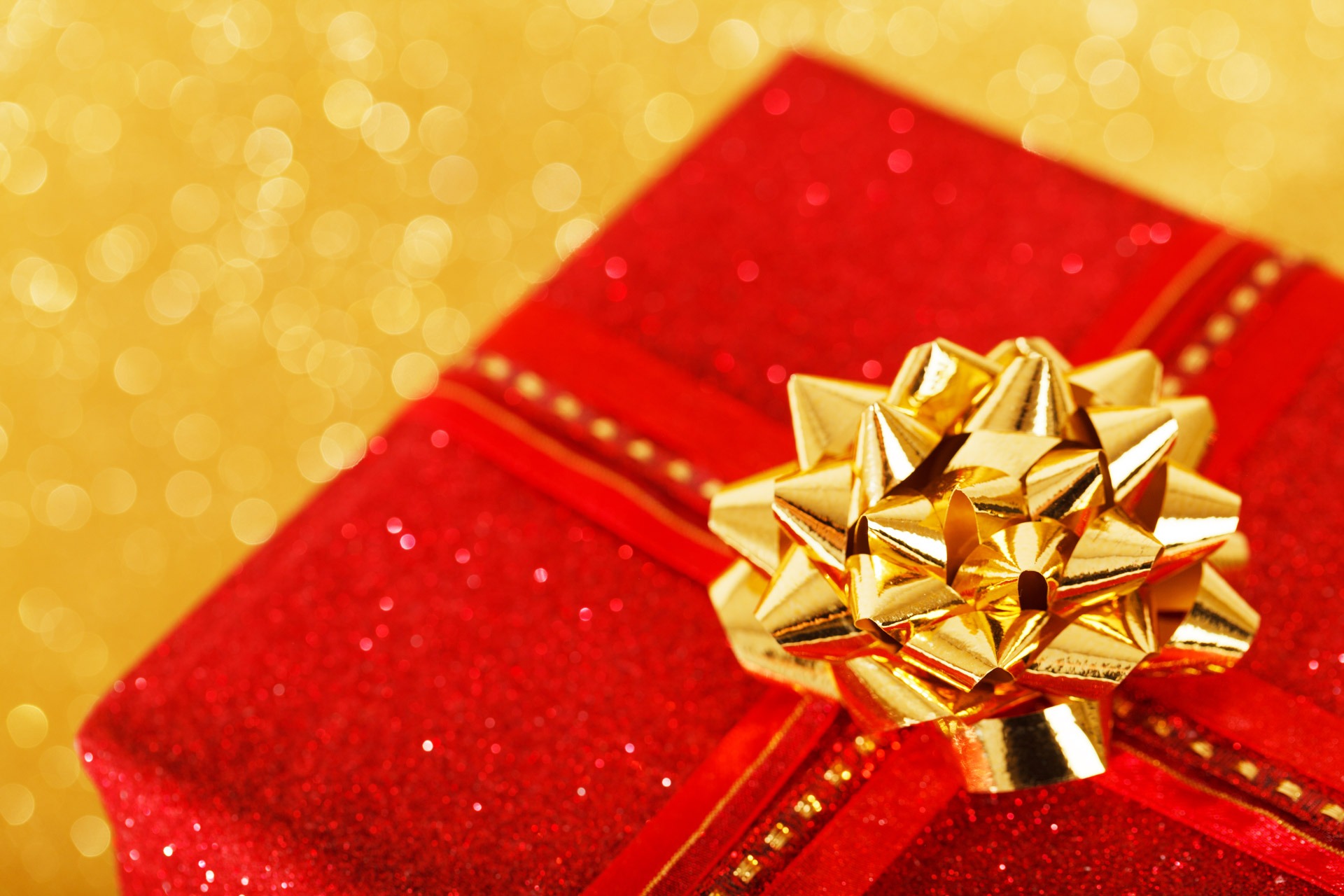 decoration, box - Container, surprise, christmas ornament, red, wrapping, gold Colored, gift box, 1080P, holiday - event, happiness, xmas, luxury, pretty, HD Wallpaper
