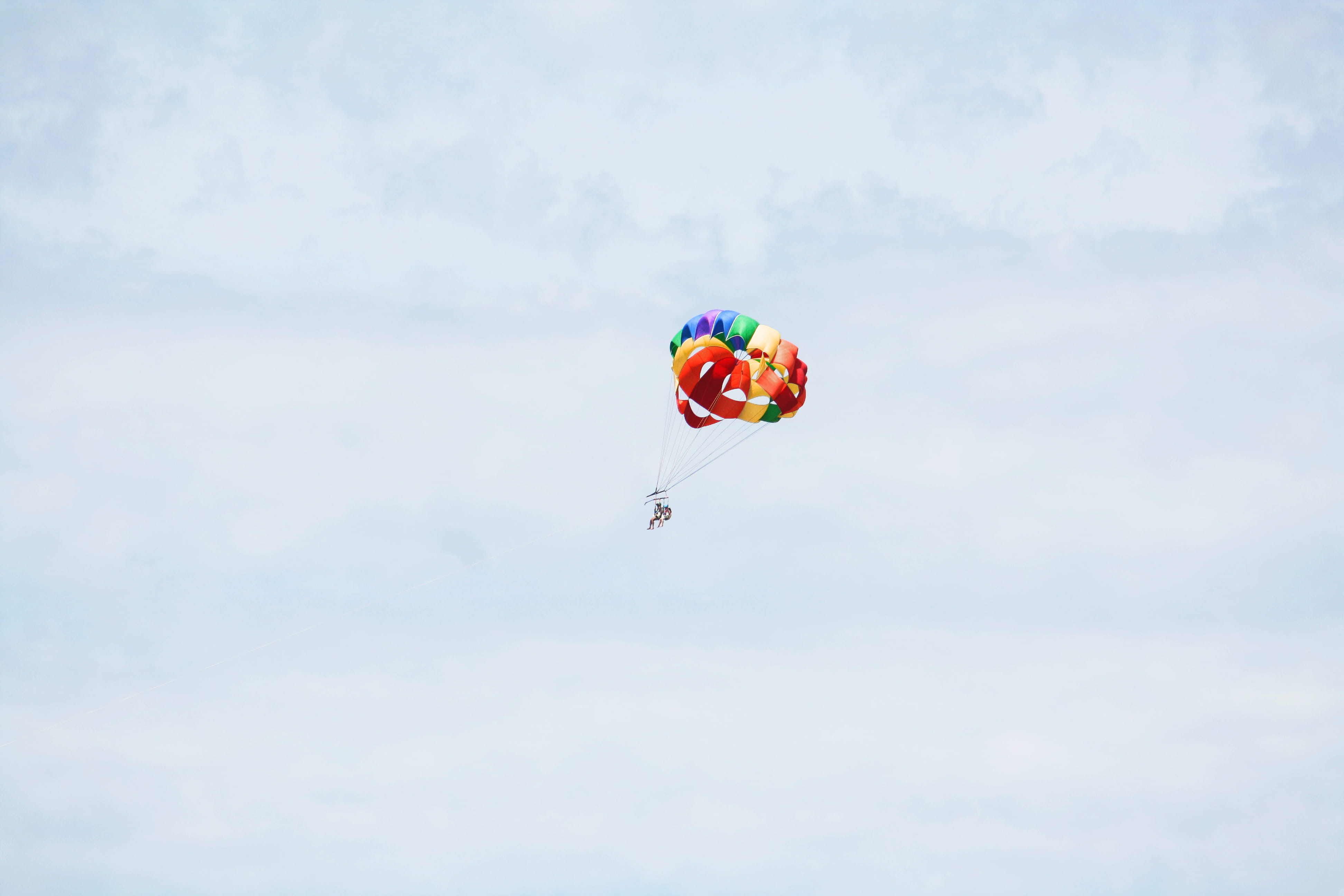 4K, diving, person, extreme Sports, hobbies, people, outdoors, gliding, low angle view, sky, adventure, cloudy, recreational Pursuit, clouds, flying, nature, HD Wallpaper